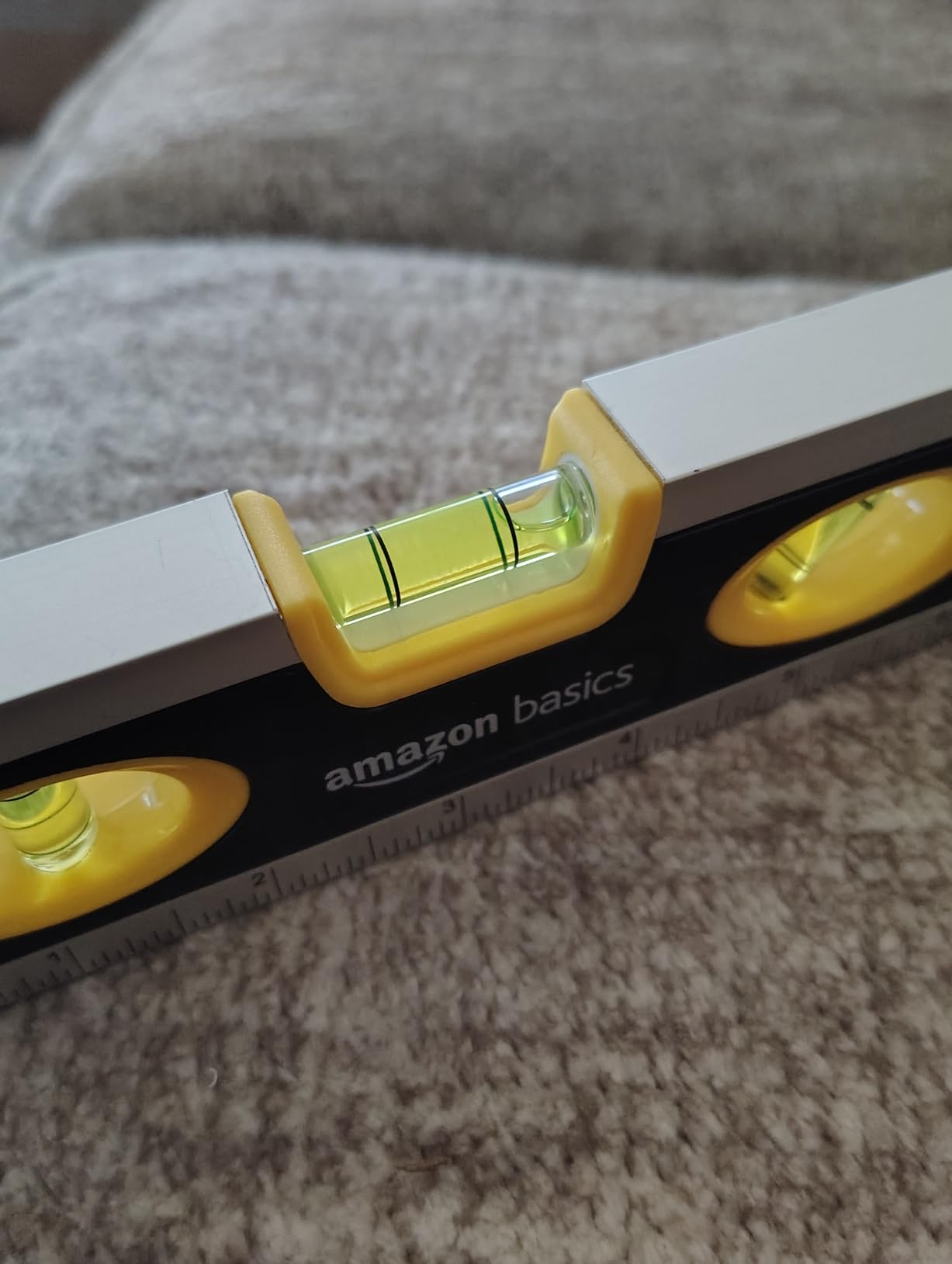 Amazon Basics 9-Inch Magnetic Torpedo Level and Ruler, 180/90/45 Degree Bubbles, Black Customer Review Amazon Basics 9-Inch Magnetic Torpedo Level and Ruler, 180/90/45 Degree Bubbles, Black - Customer Photo 2