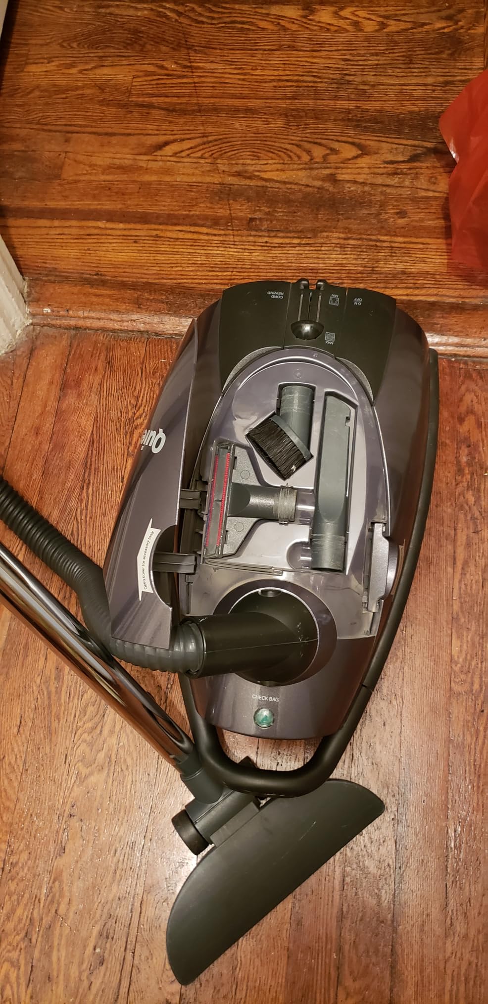 Eureka 3670M Canister Cleaner, Lightweight Powerful Vacuum for Carpets and Hard Floors, w/ 5bags,Yellow customer photo 1