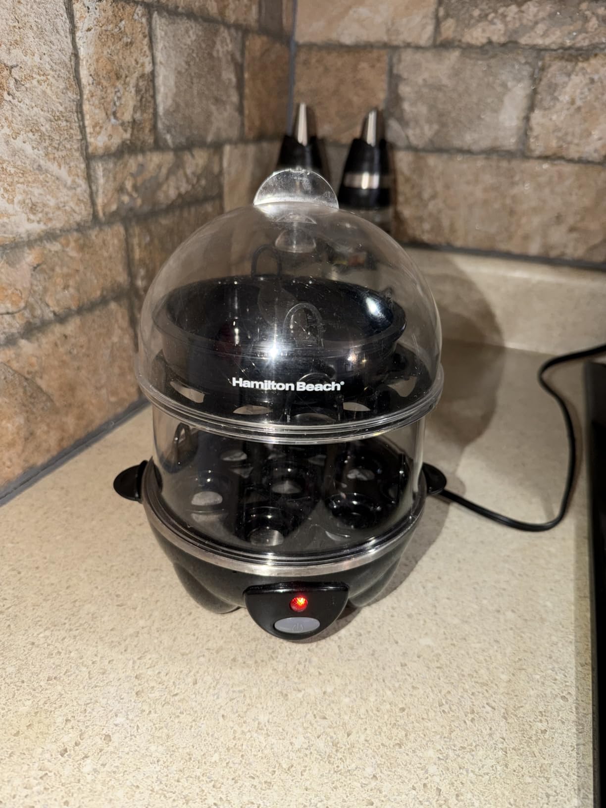 Hamilton Beach 3-in-1 Electric Egg Cooker for Hard Boiled Eggs, Poacher, Omelet Maker & Vegetable Steamer, Holds 14, Black (25508) - Customer Photo 1