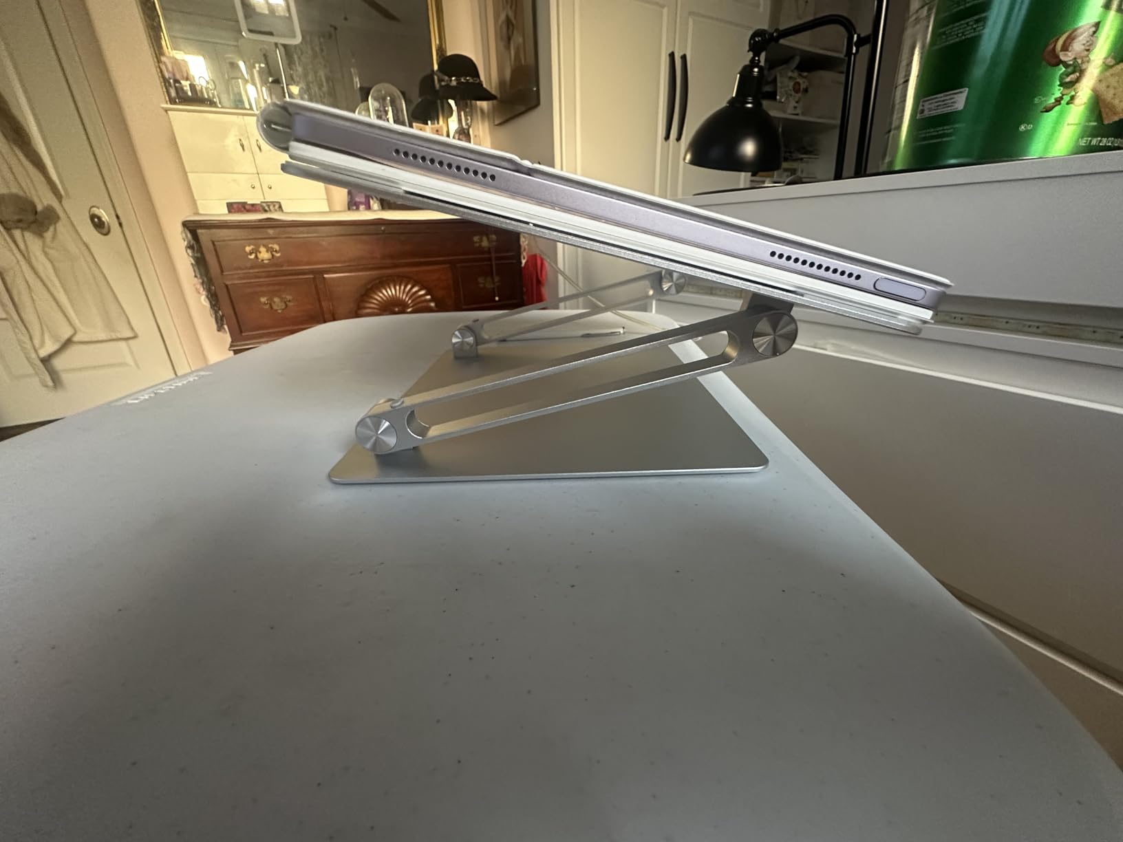 Lamicall Adjustable Laptop Stand, Portable Laptop Riser, Aluminum Laptop Stand for Desk Foldable, Ergonomic Computer Notebook Stand Holder for MacBook Air Pro, Dell XPS, HP (10-17.3'')- Silver Customer Review Lamicall Adjustable Laptop Stand, Portable Laptop Riser, Aluminum Laptop Stand for Desk Foldable, Ergonomic Computer Notebook Stand Holder for MacBook Air Pro, Dell XPS, HP (10-17.3'')- Silver - Customer Photo 1