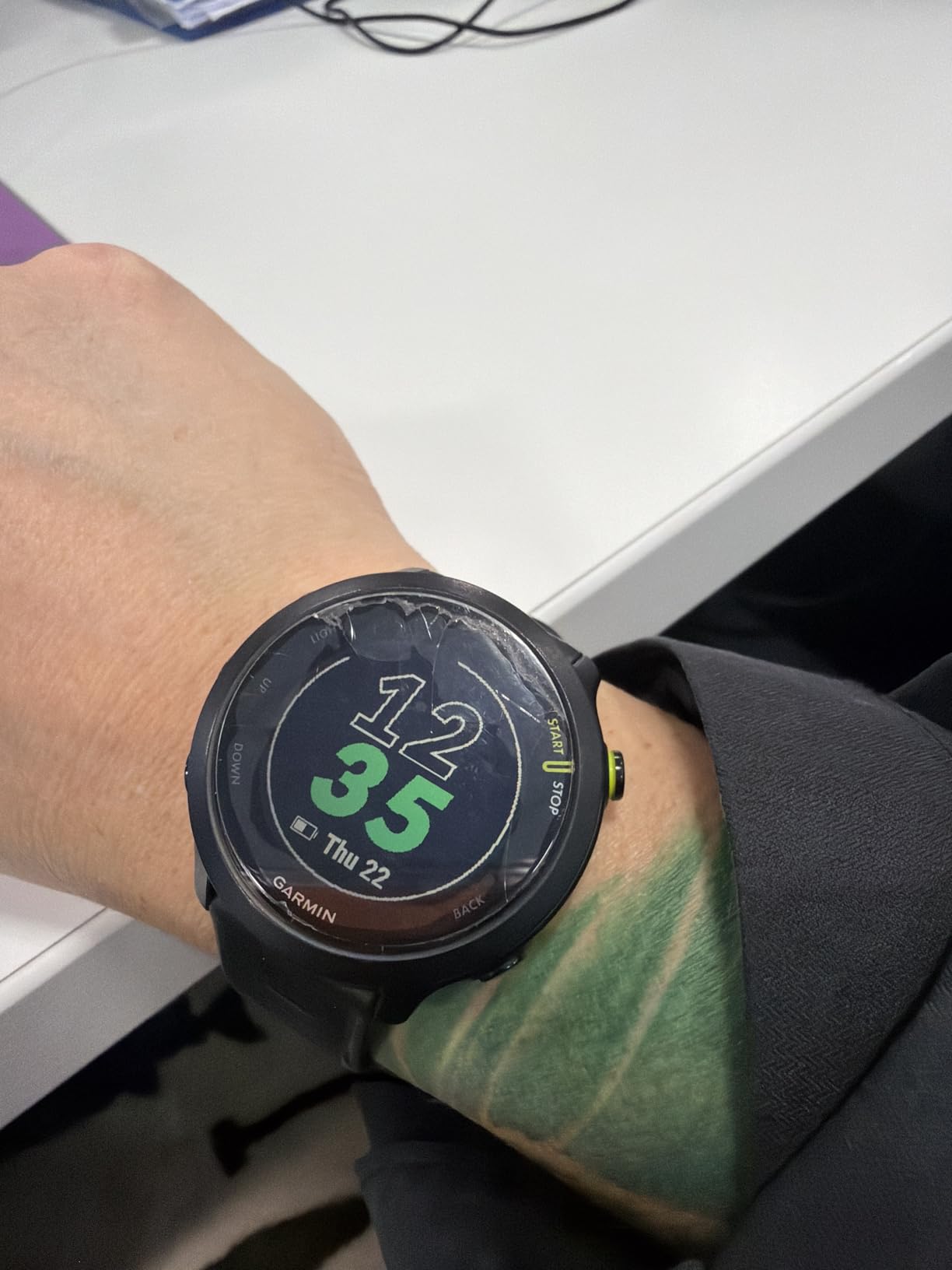 Garmin Forerunner 55, GPS Running Watch with Daily Suggested Workouts, Up to 2 Weeks of Battery Life, Black - 010-02562-00 customer photo 1