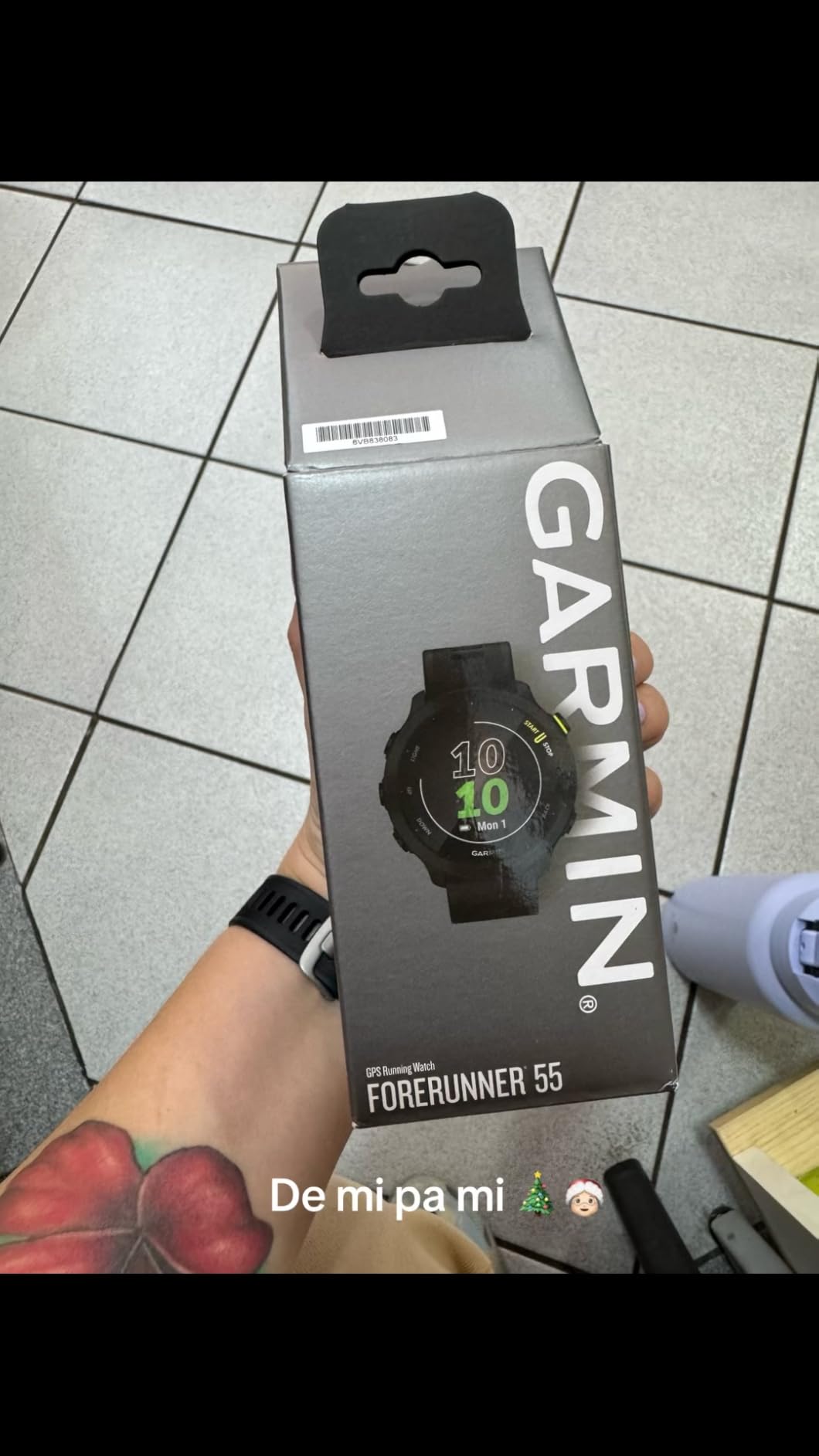 Garmin Forerunner 55, GPS Running Watch with Daily Suggested Workouts, Up to 2 Weeks of Battery Life, Black - 010-02562-00 customer photo 2