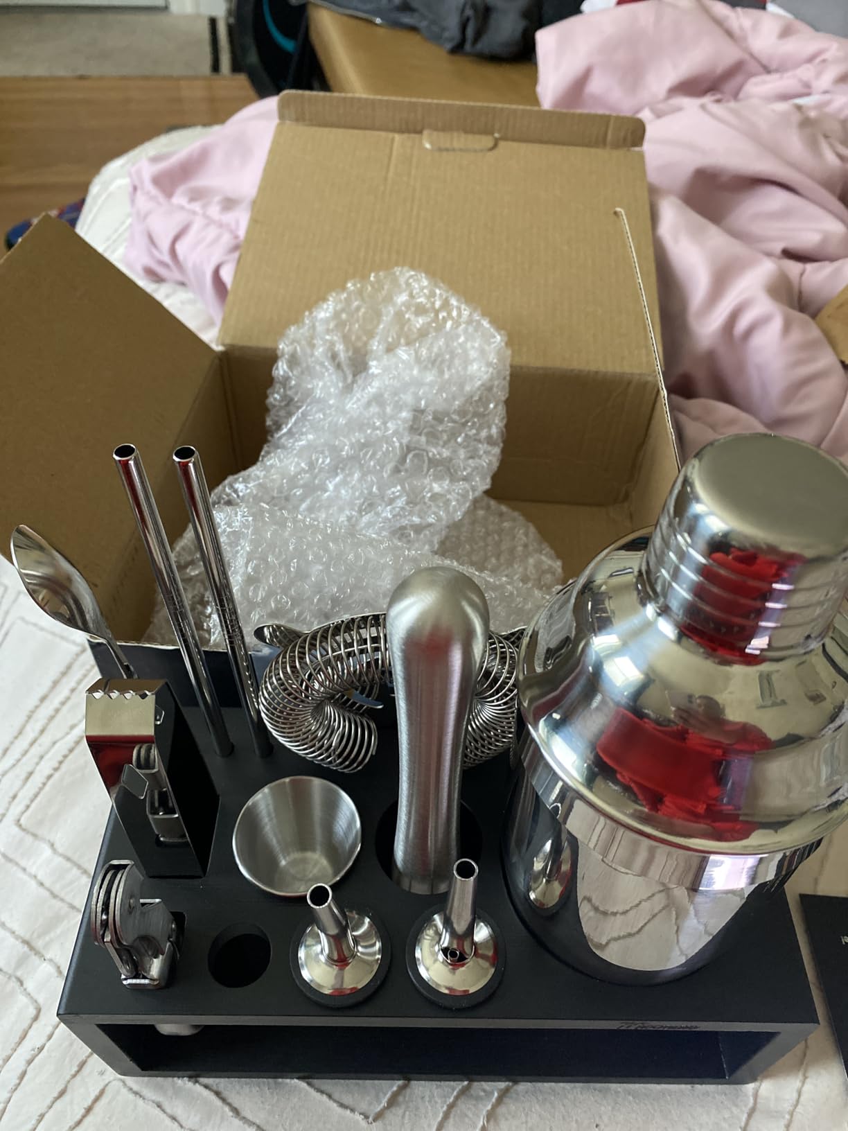 Mixology Bartender Kit with Stand - 15 Piece Bar Tool Set, Silver Bar Set Cocktail Shaker Set for Drink Mixing - Includes Martini Shaker, Jigger, Strainer, Bar Mixer Spoon, Tongs, Opener | Gift Idea Customer Review Mixology Bartender Kit with Stand - 15 Piece Bar Tool Set, Silver Bar Set Cocktail Shaker Set for Drink Mixing - Includes Martini Shaker, Jigger, Strainer, Bar Mixer Spoon, Tongs, Opener | Gift Idea - Customer Photo 1