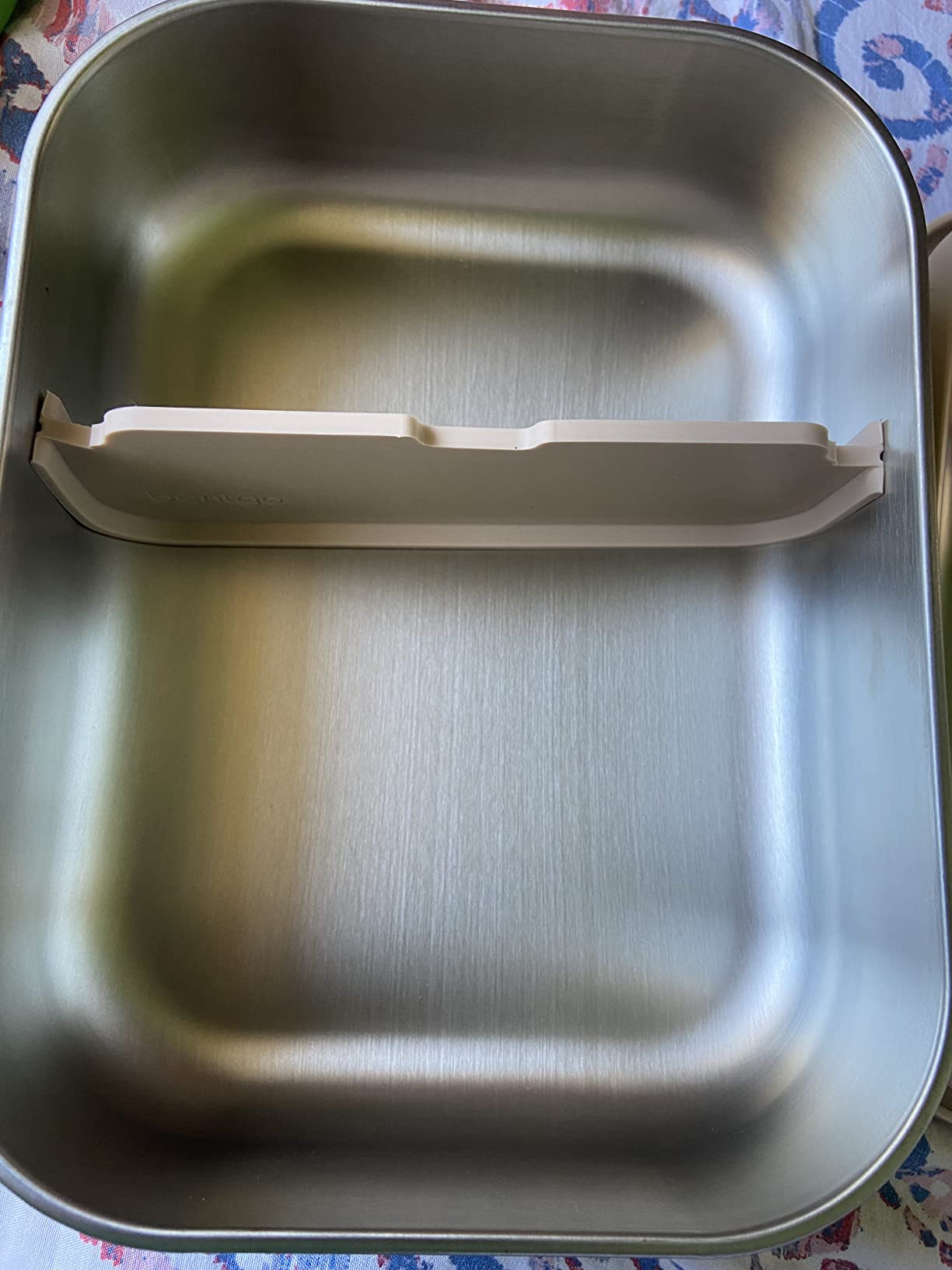 Bentgo MicroSteel Leak-Proof Lunch Box - Microwave-Safe, Oven-Safe, Bento-Style Container with Removable Divider, Airtight Lid, Sustainable Design, Odor & Stain Resistant (Stainless Steel) Customer Review Bentgo MicroSteel Leak-Proof Lunch Box - Microwave-Safe, Oven-Safe, Bento-Style Container with Removable Divider, Airtight Lid, Sustainable Design, Odor & Stain Resistant (Stainless Steel) - Customer Photo 1
