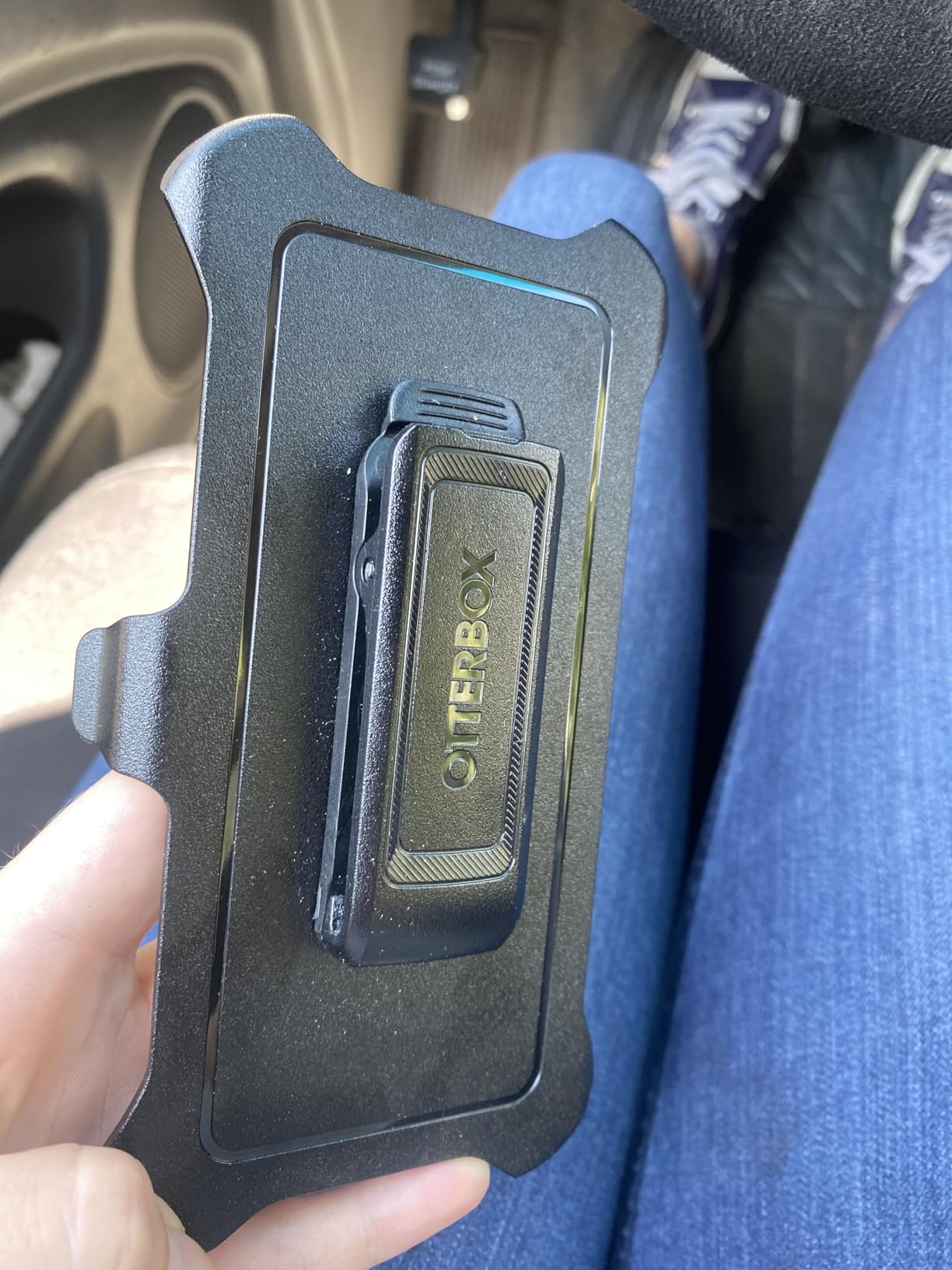 OtterBox iPhone 13 (ONLY) Defender Series Case - Black, Rugged & Durable, with Port Protection, Includes Holster Clip Kickstand Customer Review OtterBox iPhone 13 (ONLY) Defender Series Case - Black, Rugged & Durable, with Port Protection, Includes Holster Clip Kickstand - Customer Photo 1