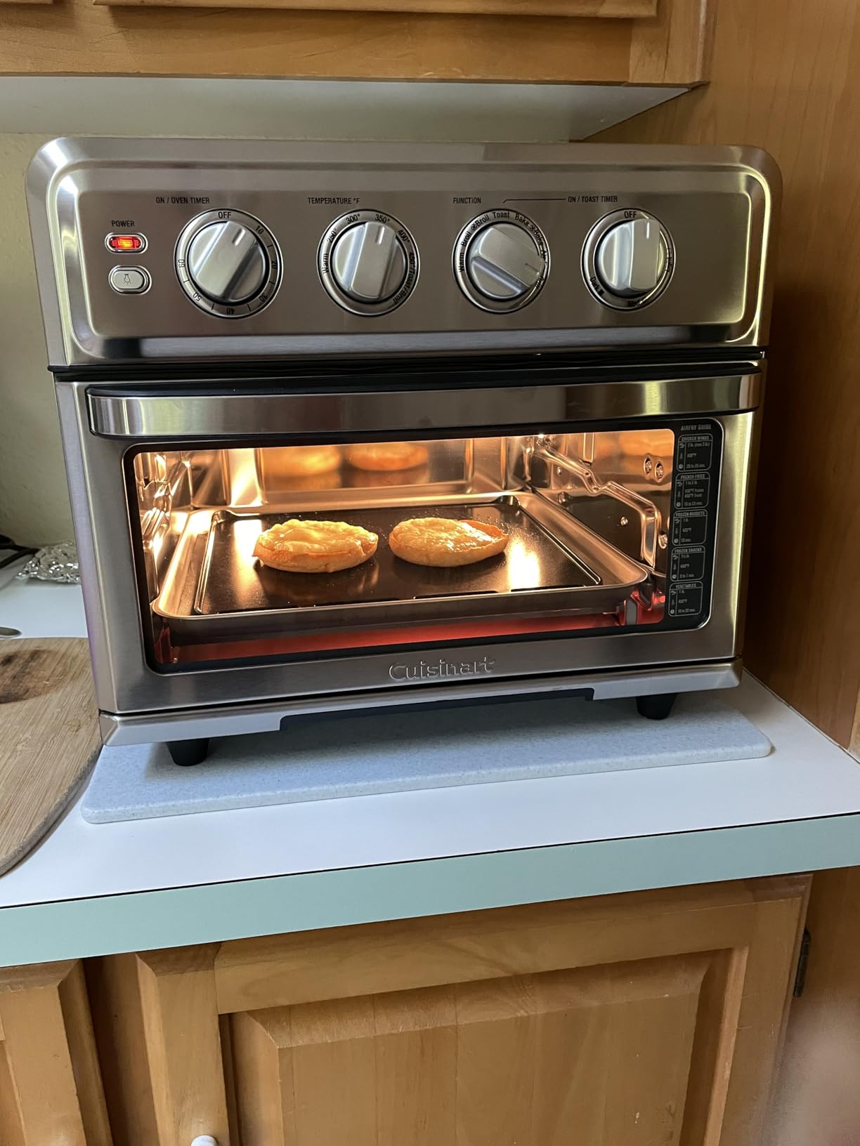 Cuisinart Air Fryer Toaster Oven, 1800W, 8-in-1 with Air Fry, Convection, Broil & Warm, 0.6 Cubic Feet, 60-Minute Timer, TOA-70NAS, Stainless Steel Customer Review Cuisinart Air Fryer Toaster Oven, 1800W, 8-in-1 with Air Fry, Convection, Broil & Warm, 0.6 Cubic Feet, 60-Minute Timer, TOA-70NAS, Stainless Steel - Customer Photo 3