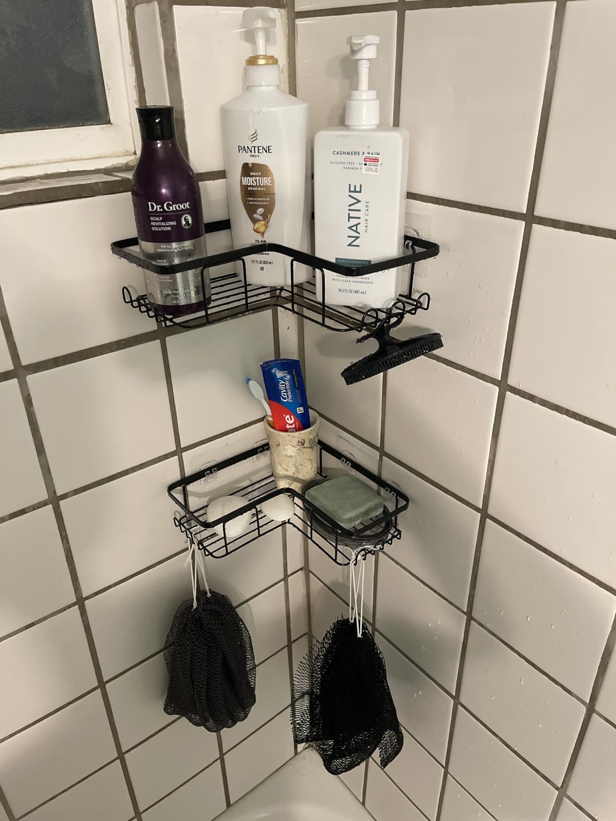 YASONIC Corner Adhesive Shower Caddy, with Soap Holder and 12 Hooks, Rustproof Stainless Steel Bathroom Organizer, No Drilling Wall Mounted Rack, Black, 3-Pack Customer Review YASONIC Corner Adhesive Shower Caddy, with Soap Holder and 12 Hooks, Rustproof Stainless Steel Bathroom Organizer, No Drilling Wall Mounted Rack, Black, 3-Pack - Customer Photo 2
