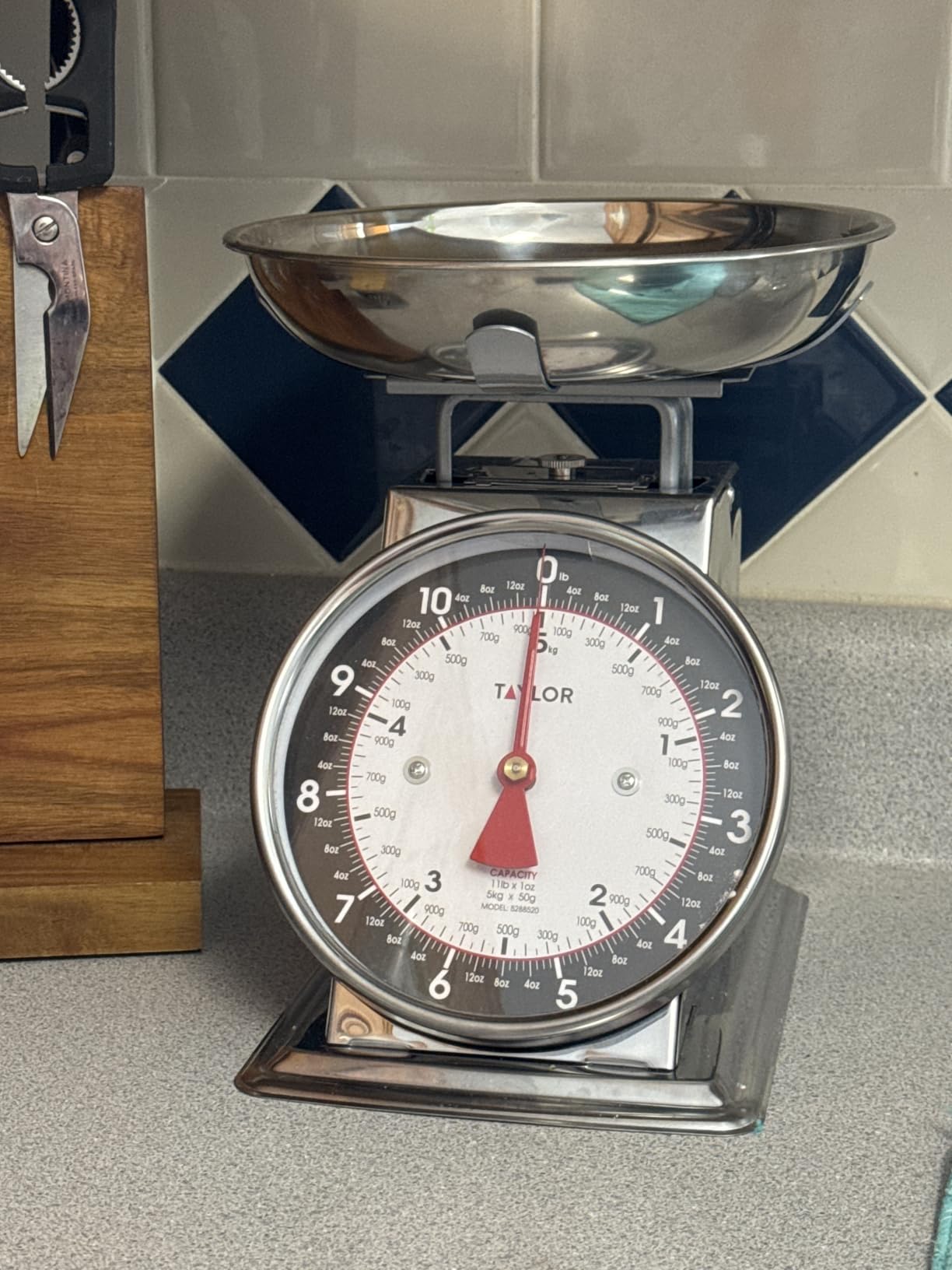 Taylor Mechanical Kitchen Food Scale with Bowl, Weighs Up to 11lbs, Measures in Grams and Ounces, Analog Cooking Scale for Baking, Black and Silver - Customer Photo 1
