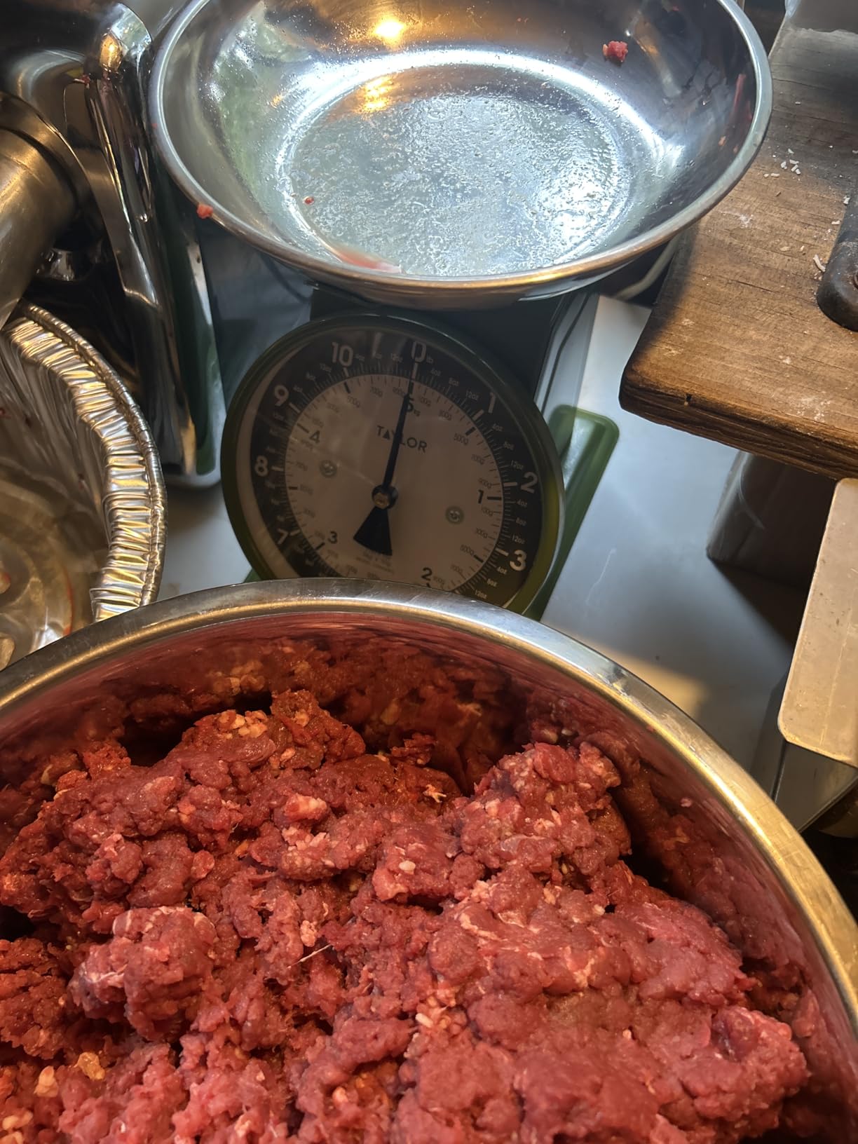 Taylor Mechanical Kitchen Food Scale with Bowl, Weighs Up to 11lbs, Measures in Grams and Ounces, Analog Cooking Scale for Baking, Black and Silver - Customer Photo 2