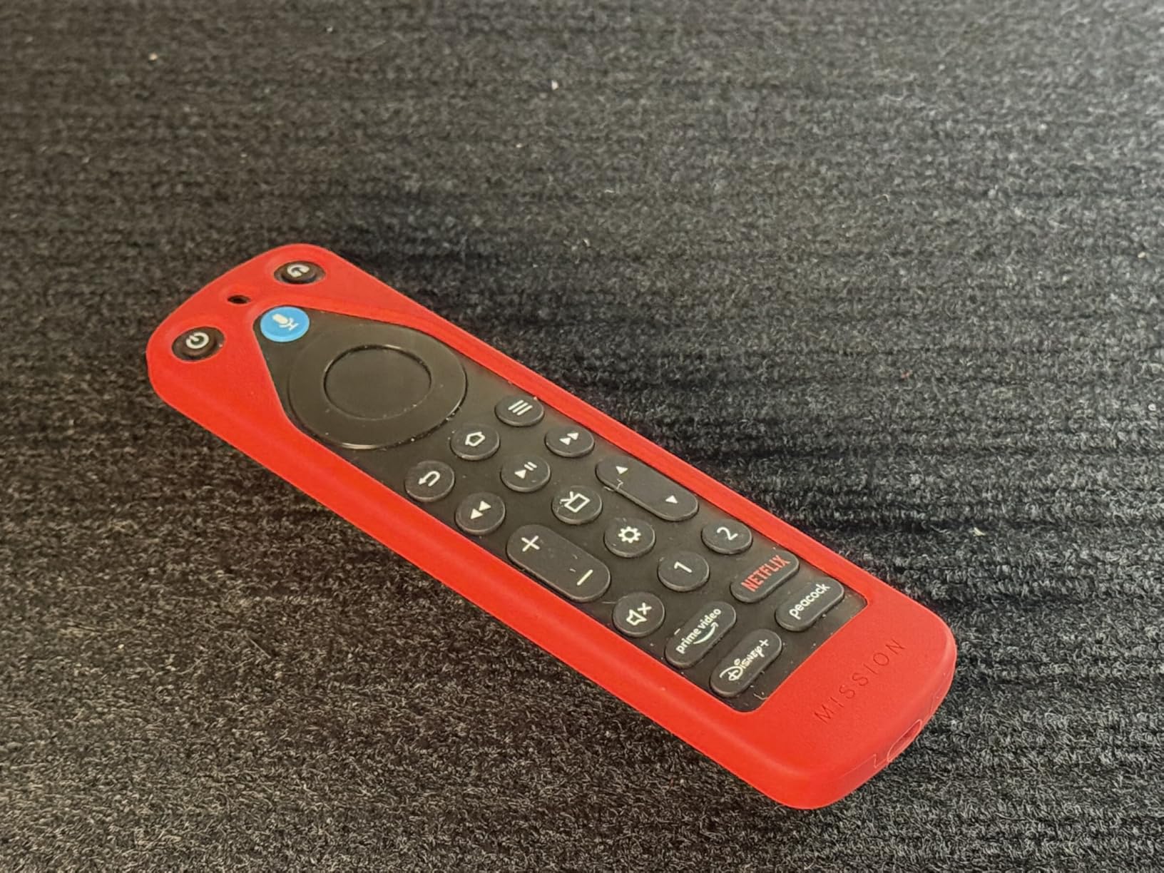 Amazon Fire TV Alexa Voice Remote Pro (newest model) with remote finder, TV controls, and backlit buttons - Customer Photo 3