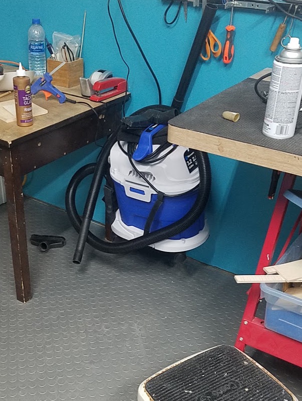 Vacmaster 3.2-Gallon 2.5 Peak HP Wet/Dry Vacuum - VHB305M 1101 Customer Review Vacmaster 3.2-Gallon 2.5 Peak HP Wet/Dry Vacuum - VHB305M 1101 - Customer Photo 1