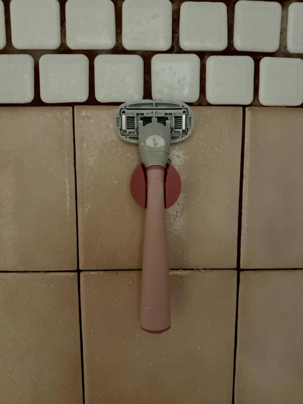 Flamingo Shaving Razor Set for Women - Original Razor Handle, 4 Blade Refills, and Shower Holder - Rose - Customer Photo 2