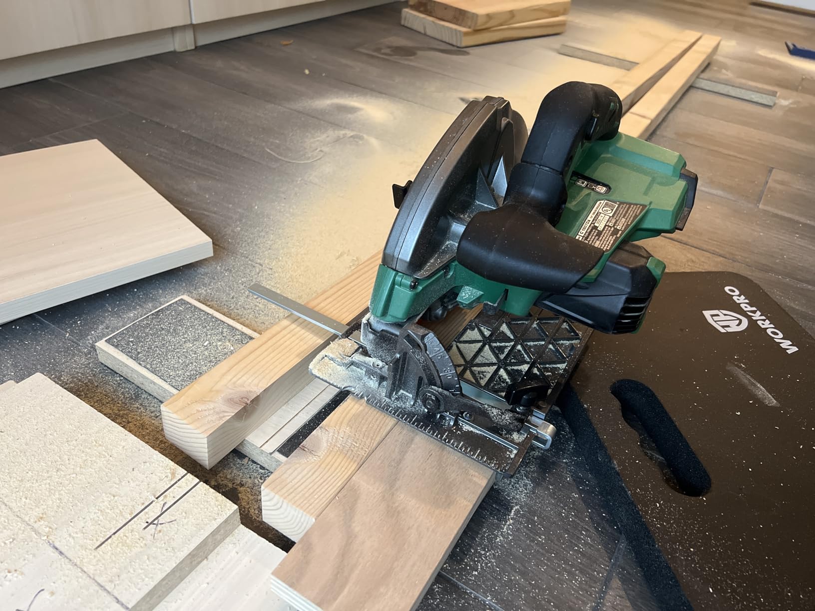 Metabo HPT 18V MultiVolt 7-1/4 Inch Cordless Circular Saw, High Torque, Lightweight Design, Up to 200 2x4 Cuts/Charge, Accepts 18V and 36V MultiVolt Metabo HPT Batteries, Tool Body Only, C1807DAQ4 - Customer Photo 1