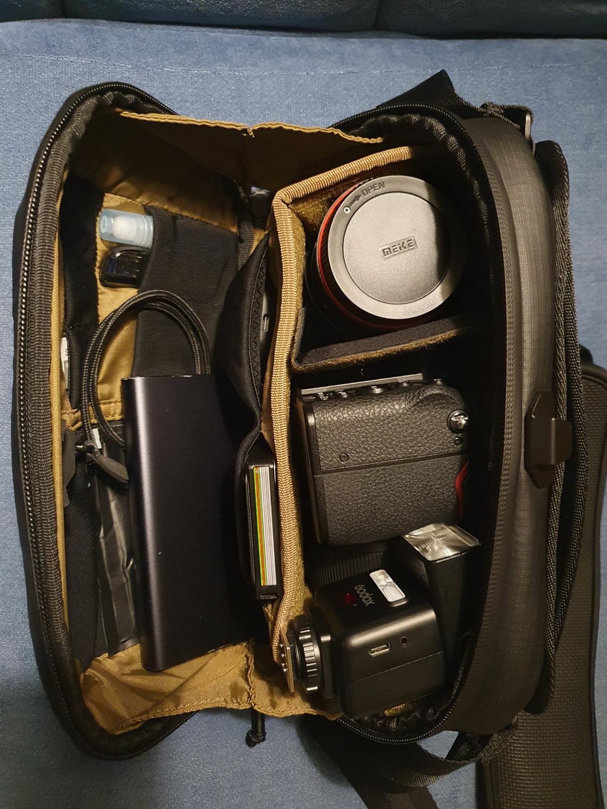 NOMATIC McKinnon Camera Sling 8L: Versatile Camera Bag for Photographers with Quick Access Customer Review NOMATIC McKinnon Camera Sling 8L: Versatile Camera Bag for Photographers with Quick Access - Customer Photo 2