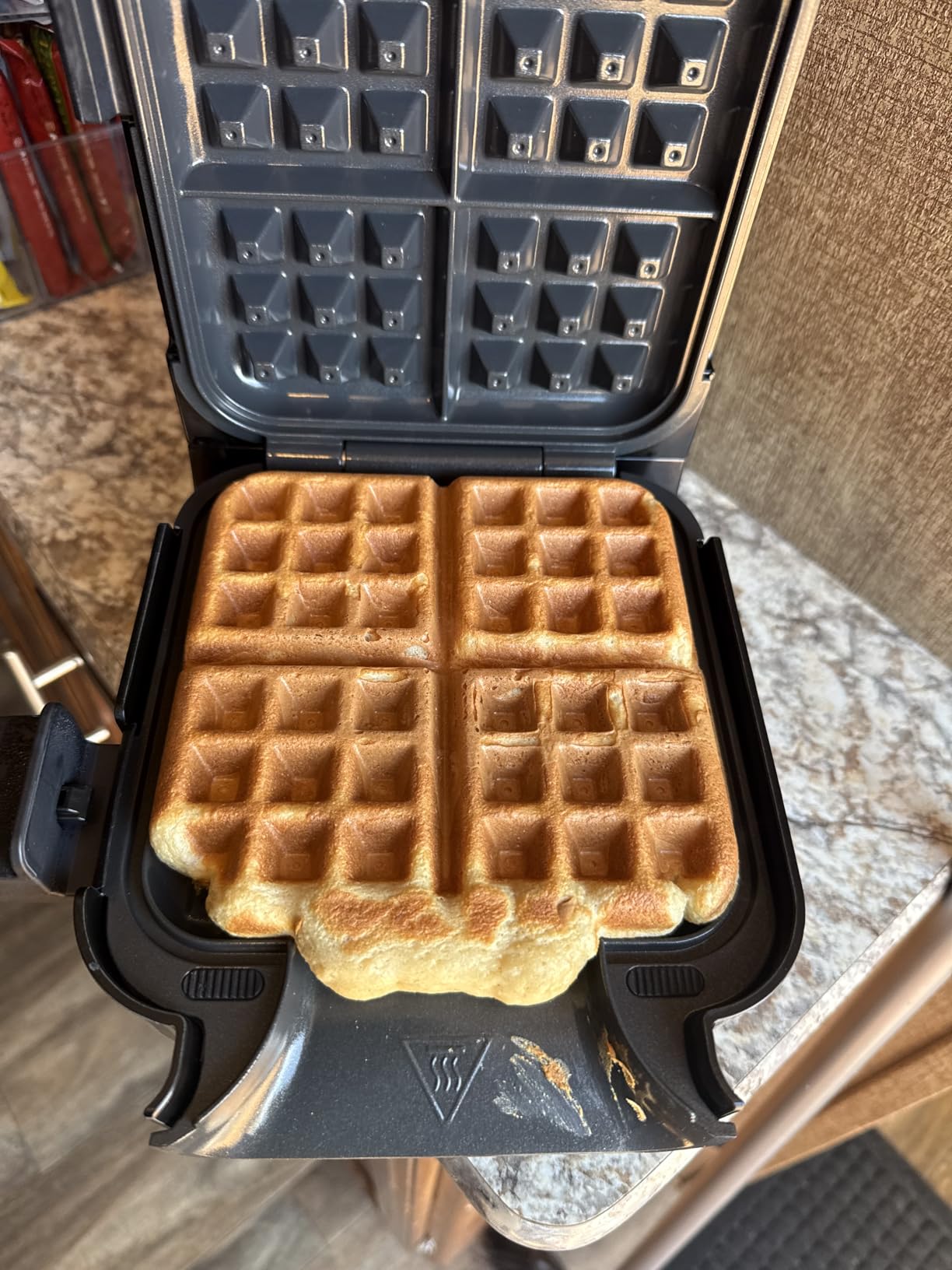 Ninja BW1001 NeverStick PRO Belgian Waffle Maker, Vertical Design, 5 Shade Settings, with Precision-Pour Cup & Chef-curated Recipe Guide, Black & Silver - Customer Photo 2