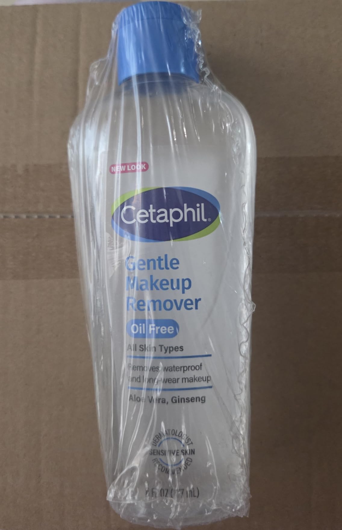 Cetaphil Face and Body Wipes, Gentle Skin Cleansing Cloths, 50 Count, Twin Pack, for Dry, Sensitive Skin, Flip Top Closure, Great for the Gym, Travel, in the Car, Hypoallergenic, Fragrance Free Customer Review Cetaphil Face and Body Wipes, Gentle Skin Cleansing Cloths, 50 Count, Twin Pack, for Dry, Sensitive Skin, Flip Top Closure, Great for the Gym, Travel, in the Car, Hypoallergenic, Fragrance Free - Customer Photo 1