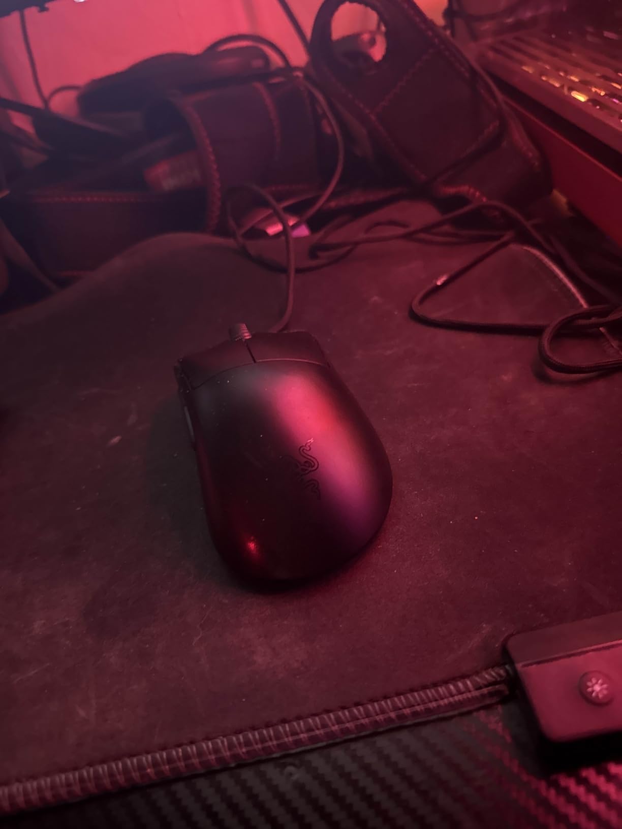 Razer DeathAdder V3 Wired Gaming Mouse, 8Khz, 59g, Black customer photo 1