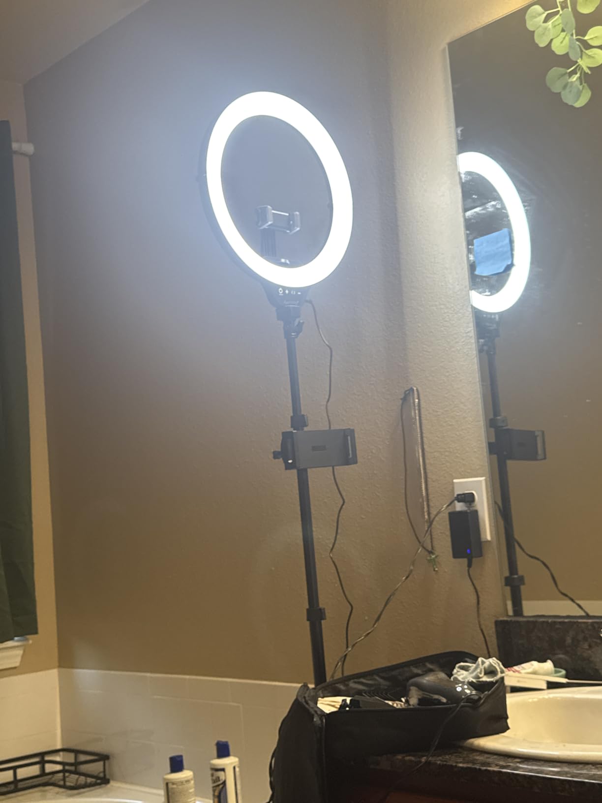 Aureday 14'' Selfie Ring Light with 62'' Tripod Stand and Phone Holder, Dimmable LED Phone Ringlight for Makeup/Video Recording/Photography, Circle Lighting for All Cell Phones&Lightweight Cameras - Customer Photo 2