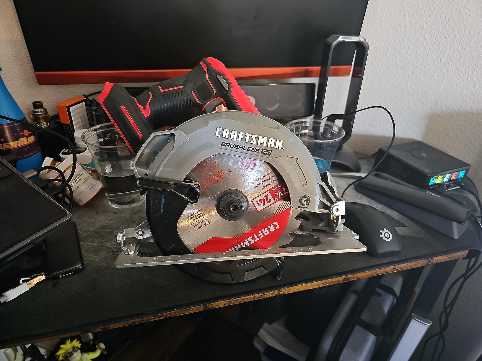 CRAFTSMAN V20 RP Cordless Circular Saw, 7-1/4 inch, Bare Tool Only (CMCS551B) - Customer Photo 2