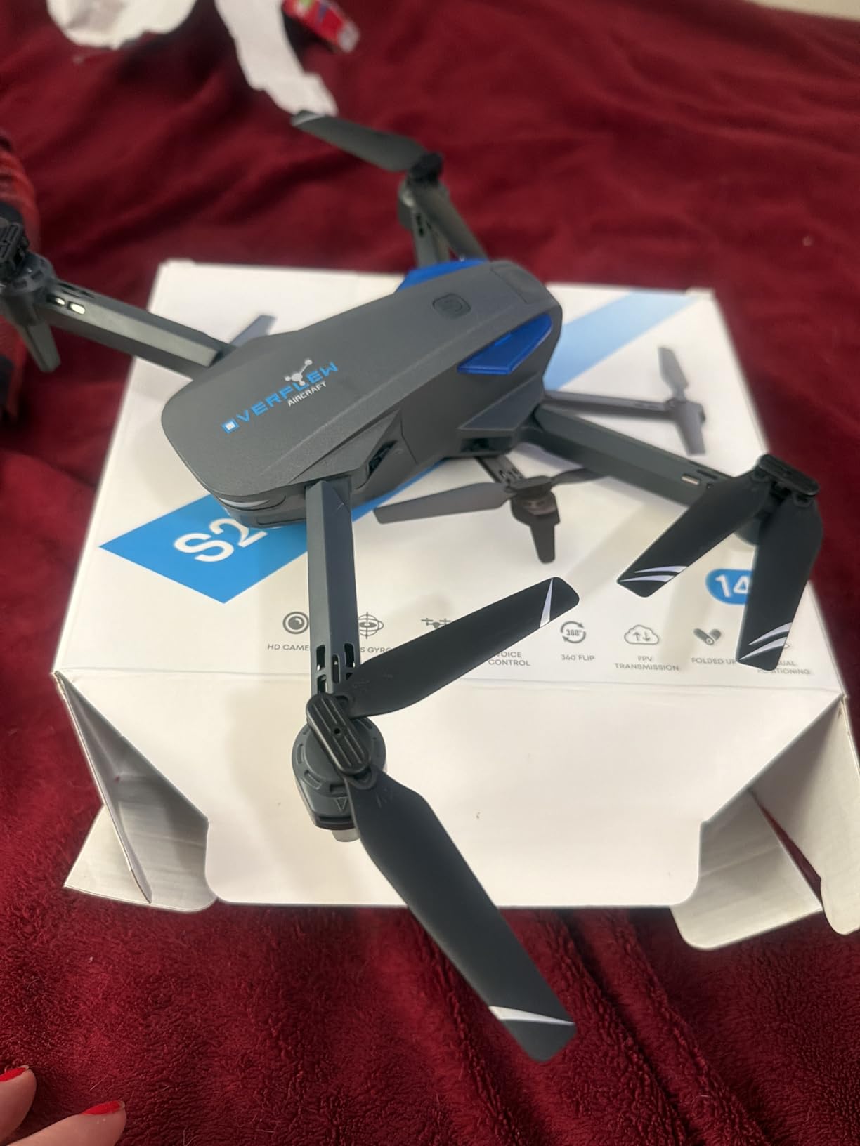Drone with 1080P Camera for Beginners and Adults, Foldable Remote Control Quadcopter with Voice Control, Gestures Selfie, Altitude Hold, One Key Start, 3D Flips, 2 Batteries, Toy for Beginners Customer Review Drone with 1080P Camera for Beginners and Adults, Foldable Remote Control Quadcopter with Voice Control, Gestures Selfie, Altitude Hold, One Key Start, 3D Flips, 2 Batteries, Toy for Beginners - Customer Photo 1