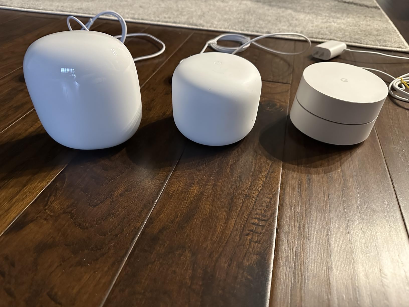 Google Nest WiFi Pro - Wi-Fi 6E - Reliable Home Wi-Fi System with Fast Speed and Whole Home Coverage - Mesh Router - Snow - Customer Photo 4