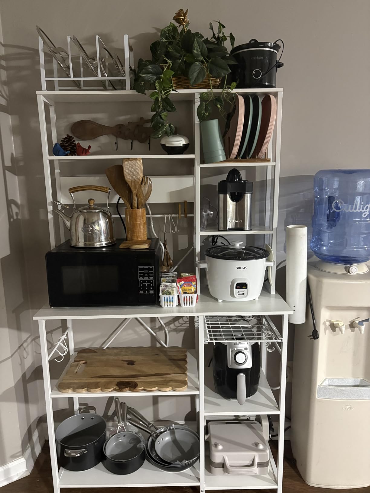 SUPERJARE Large Bakers Rack with Power Outlets, 6-Tier Microwave Stand, Coffee Bar with 12 S-Shaped Hooks, Kitchen Shelf with Wire Basket, 39.4 x 14.6 x 66.9 Inches, Rustic Brown - Customer Photo 2