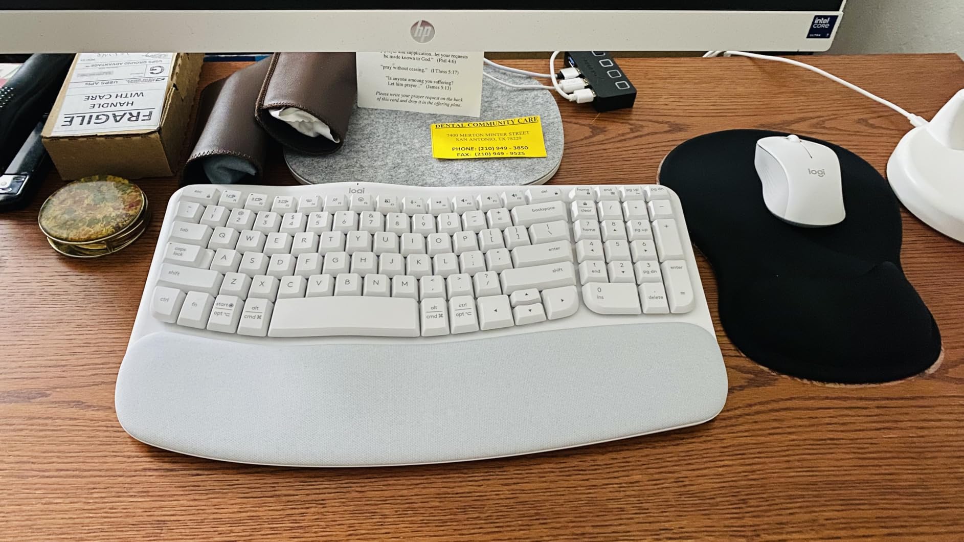 Logitech Wave Keys Ergonomic Wireless Keyboard with Palm Rest - Graphite | For natural typing posture, connects up to 3 devices via Easy-Switch, Bluetooth, Logi Bolt Receiver, Multi-OS, Windows / Mac customer photo 2