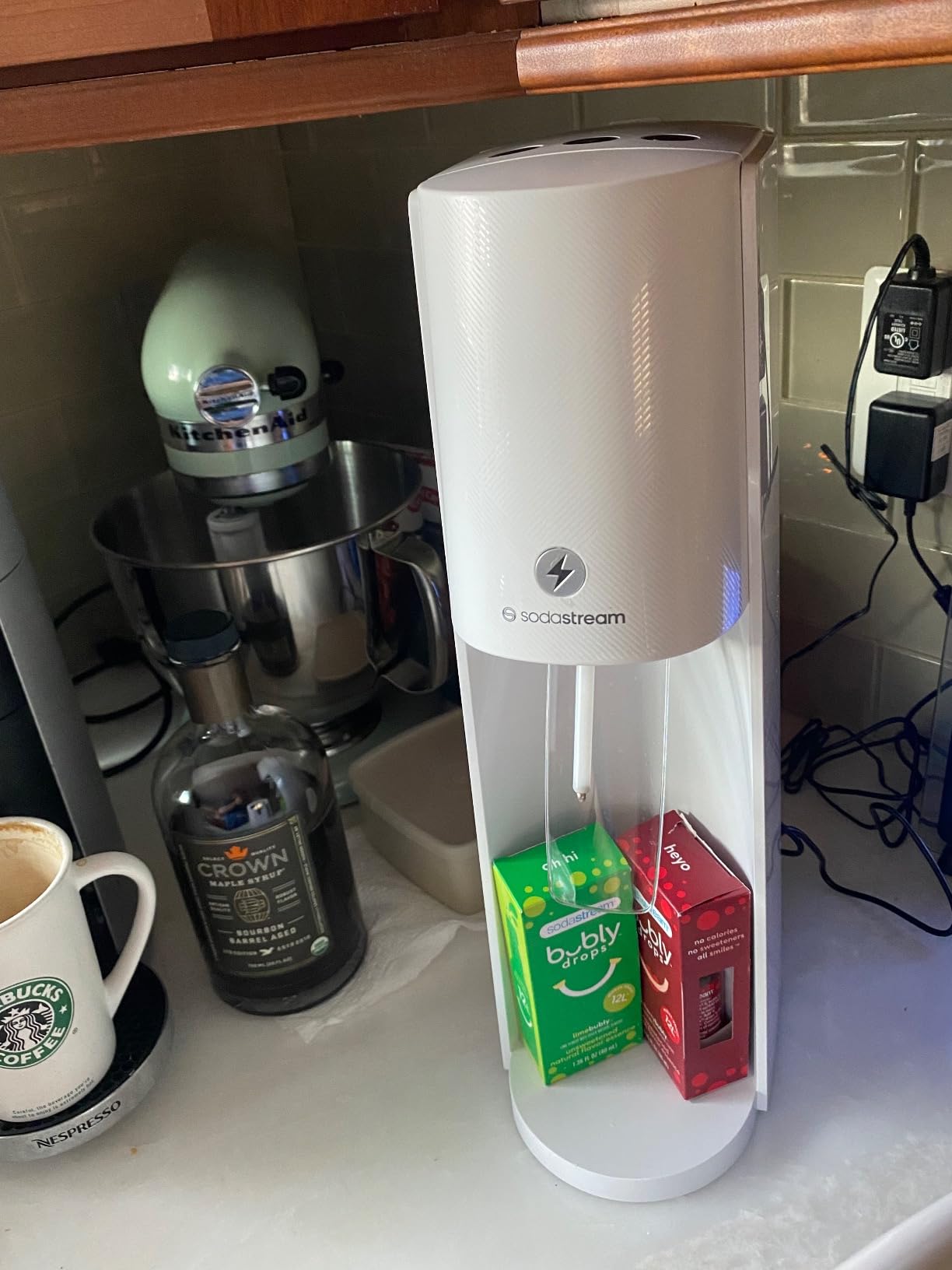 SodaStream - E-TERRA Soda Maker | VALUE BUNDLE | 3 Automatic Carbonation Levels | Includes 2x CO2 Cylinders, 3x 32 Fl Oz Dishwasher Safe Bottles, 2x Bubly Fruit Flavor Drops, 1x Power Adapter | Black - Customer Photo 1