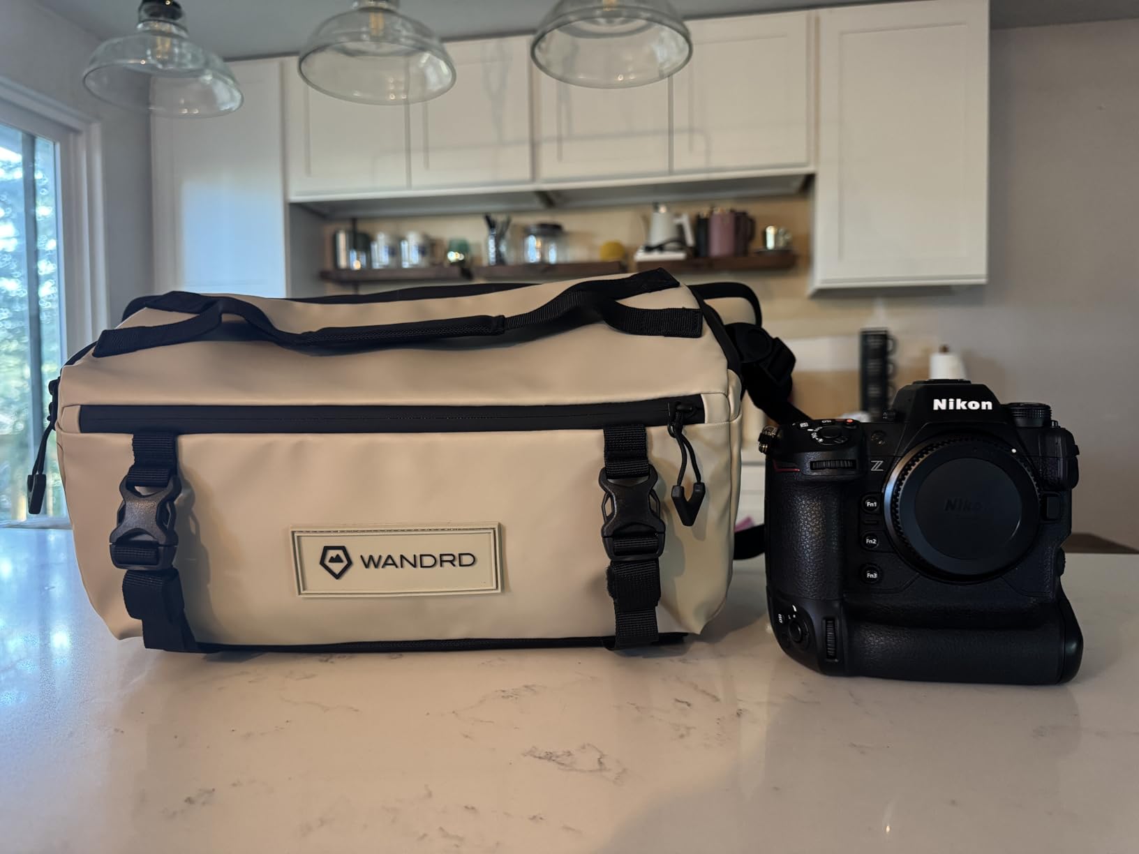 WANDRD ROGUE V1 3L Sling: Compact Camera Sling and Crossbody Bag with Fast Access, 3-Way Carry (Wasatch Green) Customer Review WANDRD ROGUE V1 3L Sling: Compact Camera Sling and Crossbody Bag with Fast Access, 3-Way Carry (Wasatch Green) - Customer Photo 2