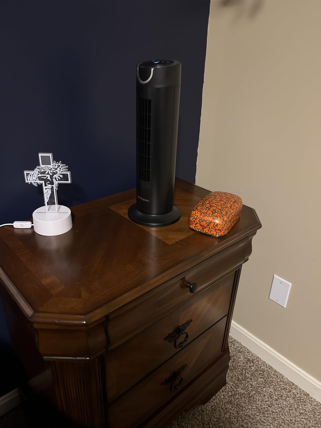 DR.PREPARE Tower Fan for Bedroom, 25 dB Quiet DC Bladeless Fan with Remote, 8 Speeds, 1-8H Timer, 80° Oscillating Fans for Indoors, 16 Inch Portable Desk Table Fans for Room, Home, Office Customer Review DR.PREPARE Tower Fan for Bedroom, 25 dB Quiet DC Bladeless Fan with Remote, 8 Speeds, 1-8H Timer, 80° Oscillating Fans for Indoors, 16 Inch Portable Desk Table Fans for Room, Home, Office - Customer Photo 1