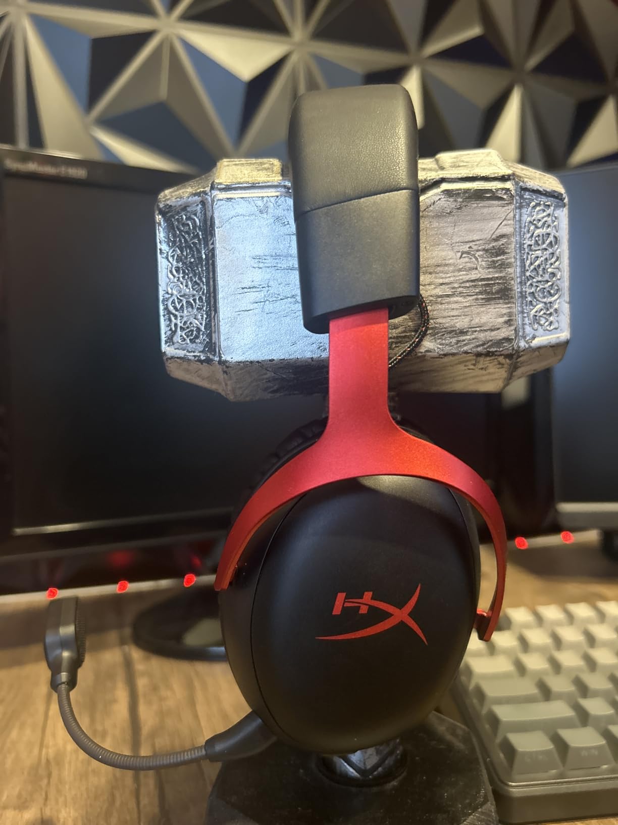 HyperX Cloud III – Wired Gaming Headset, PC, PS5, Xbox Series X|S, Angled 53mm Drivers, DTS Spatial Audio, Memory Foam, Durable Frame, Ultra-Clear 10mm Mic, USB-C, USB-A, 3.5mm – Black/Red - Customer Photo 5
