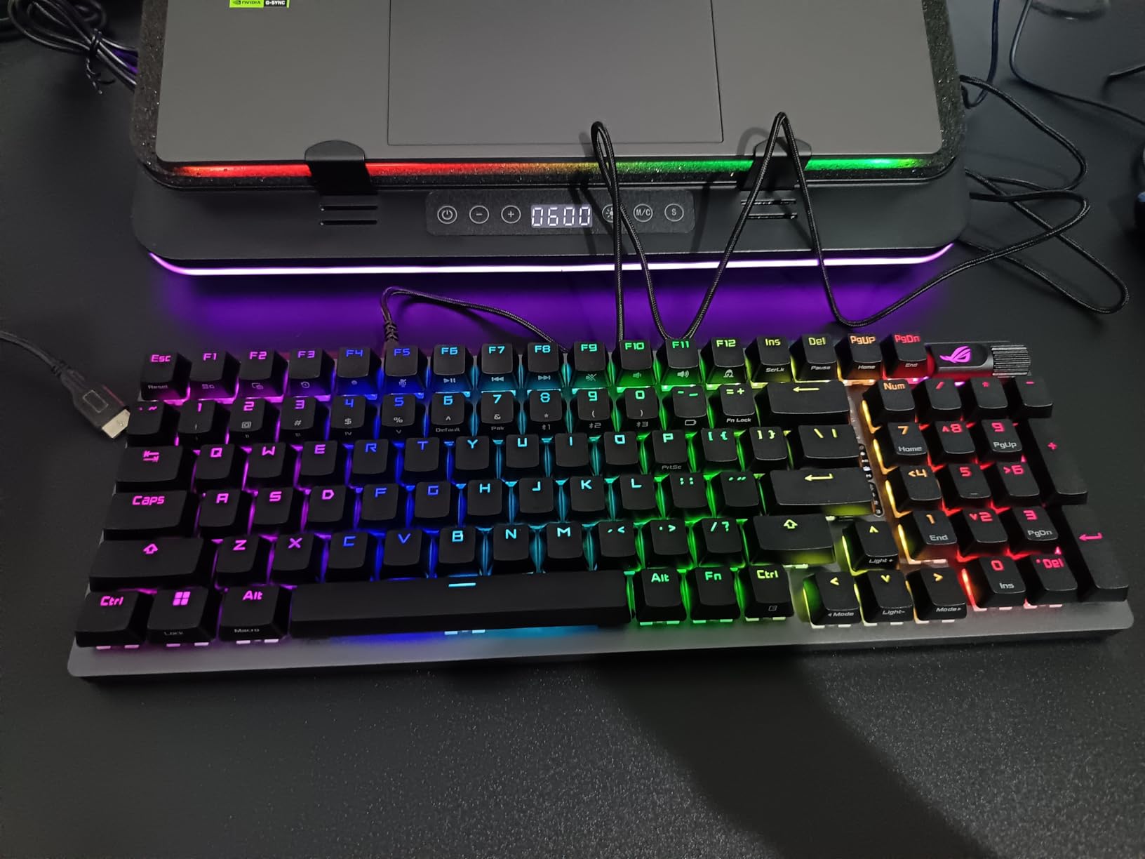 ASUS ROG Strix Scope II 96 Wireless Mechanical Gaming Keyboard - 96% Full-Size, Tri-Mode Connectivity, Hot Swappable Pre-lubed ROG NX Snow Linear Switches, PBT Keycaps, RGB, PC/Mac Support-Black customer photo 2