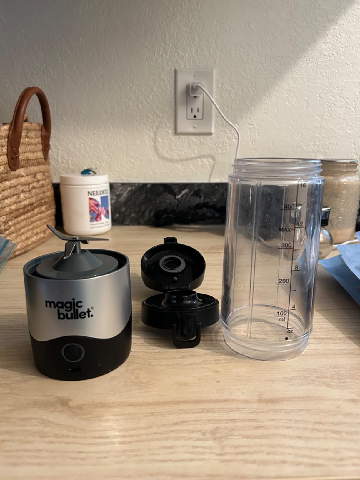 magic bullet Portable Blender MBPB50100 Silver, 16 oz Customer Review magic bullet Portable Blender MBPB50100 Silver, 16 oz - Customer Photo 1