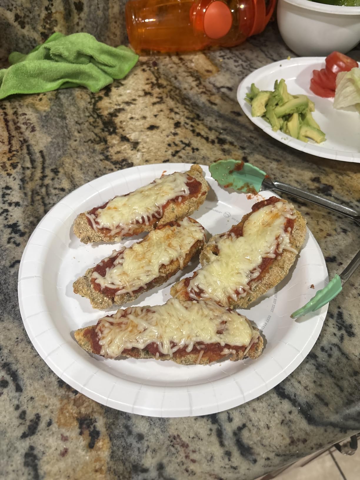 BLACK+DECKER 4-Slice Air Fry Toaster Oven, 5-in-1 Countertop Oven | Air fry, bake, broil, toast and keep warm with EvenToast technology and room for a 9-inch pizza. customer photo 1
