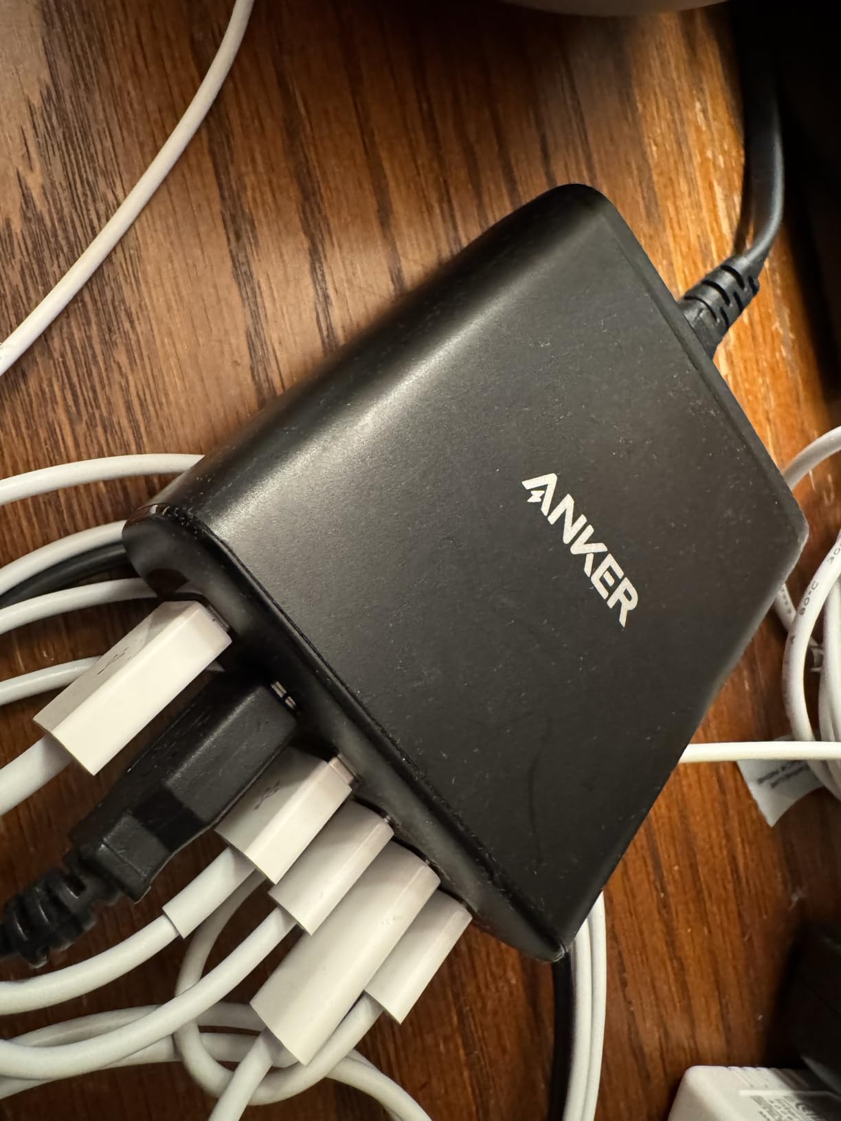 Anker Desktop Charger, Fast Charging USB C Charger with 112W Max 6-Port Desk Accessories for Home Office, Campatible with Multiple Devices, iPhone, iPad, MacBook, Galaxy and More (Cable Not Included) - Customer Photo 2