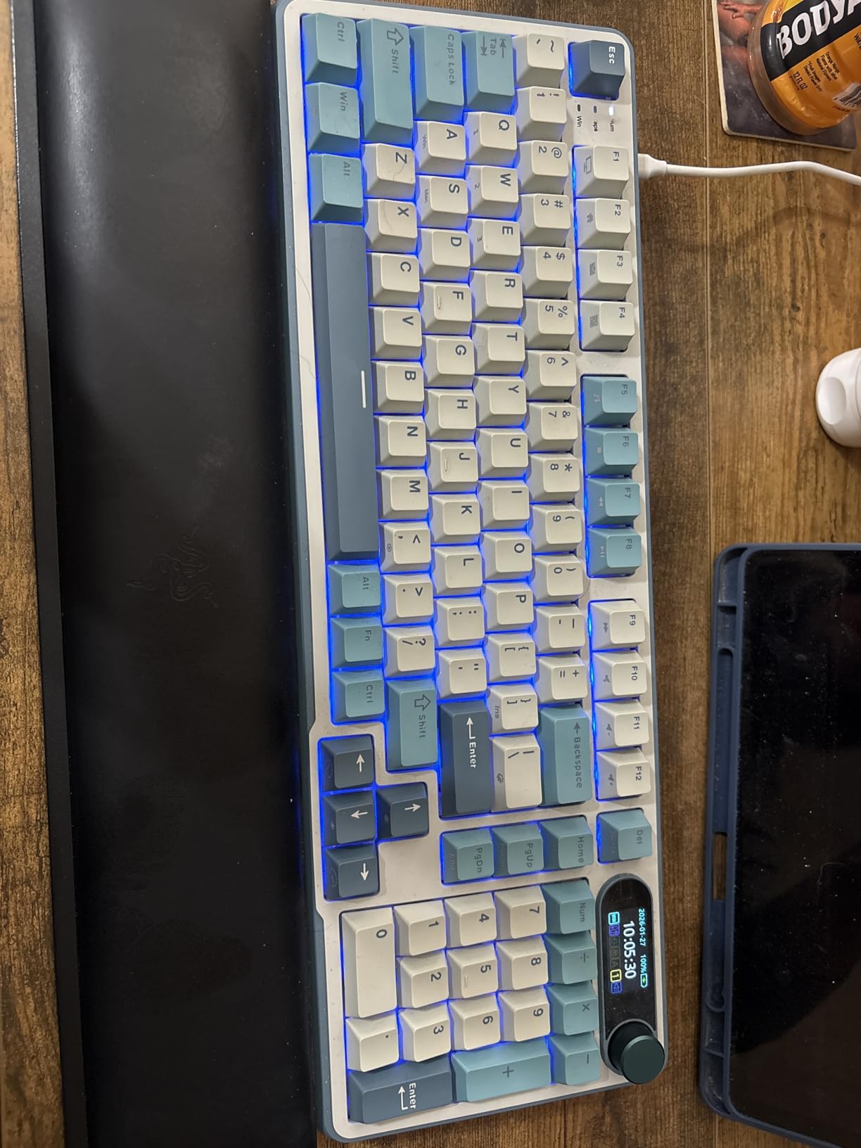 RK ROYAL KLUDGE S98 Mechanical Keyboard w/Smart Display & Knob, Top Mount 96% Wireless Mechanical Keyboard BT/2.4G/USB-C, Hot Swappable, Software Support, Creamy Sounding, 98 Keys customer photo 2