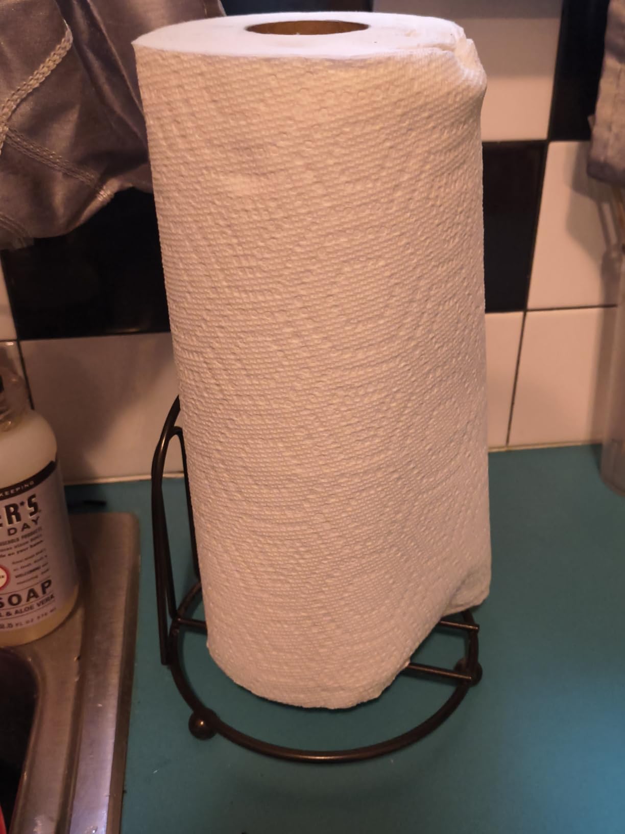Brawny Tear-A-Square Paper Towels, 12 Family = 30 Regular Rolls, 2X More Durable*, 3 Sheet Sizes - Customer Photo 3