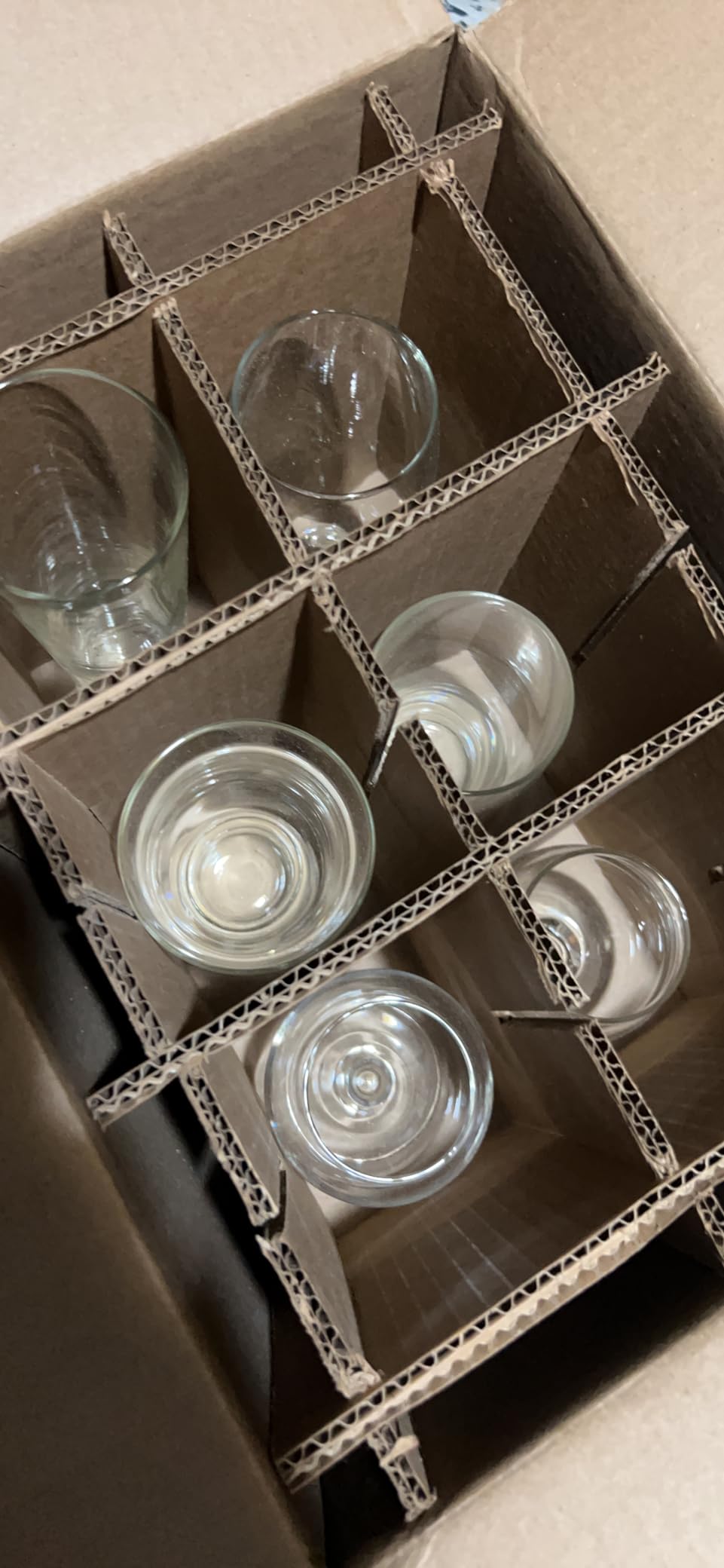 Libbey Craft Brews Assorted Beer Glasses Set of 6, Versatile, Premium Beer Glass Set, Craft Beer Glasses for Pilsner, Stout, Lager, IPA & More Customer Review Libbey Craft Brews Assorted Beer Glasses Set of 6, Versatile, Premium Beer Glass Set, Craft Beer Glasses for Pilsner, Stout, Lager, IPA & More - Customer Photo 1