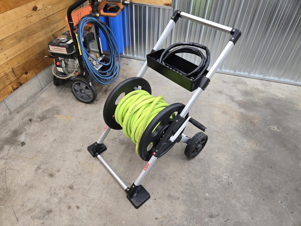 Liberty Garden 304 Explorer Two Wheel Hose Reel Cart, Aluminum, Holds 250-feet of 5/8 Best Hose Reel