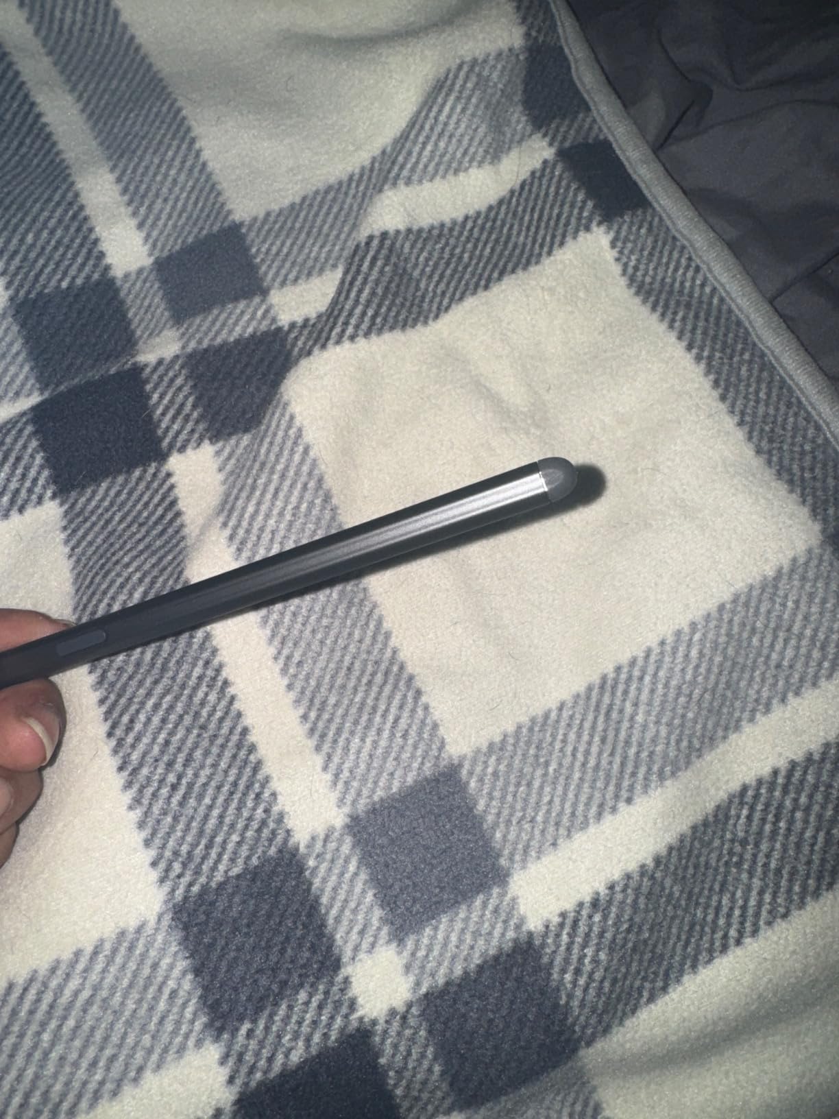 Amazon Kindle Scribe Premium Pen, Sleek Stylus Design with Improved Eraser - Tungsten Customer Review Amazon Kindle Scribe Premium Pen, Sleek Stylus Design with Improved Eraser - Tungsten - Customer Photo 2