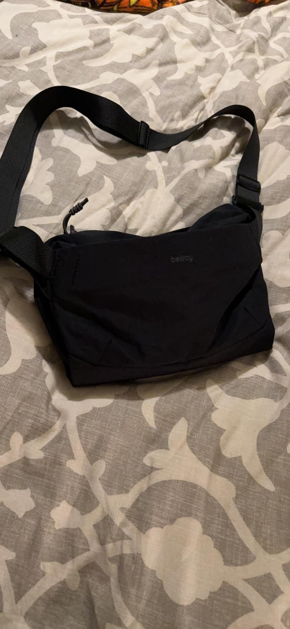 Bellroy Venture Sling 9L (large crossbody bag) - Black Customer Review Bellroy Venture Sling 9L (large crossbody bag) - Black - Customer Photo 2