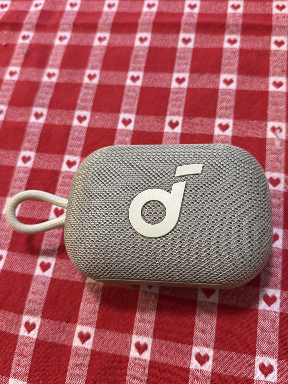 Soundcore Select 4 Go Bluetooth Shower Speaker by Anker, IP67 Waterproof/Dustproof, Ultra-Portable Speaker, Wireless, 20H Playtime, Floatable, Powerful Sound, Electronics for Outdoors/Home/Travel Customer Review Soundcore Select 4 Go Bluetooth Shower Speaker by Anker, IP67 Waterproof/Dustproof, Ultra-Portable Speaker, Wireless, 20H Playtime, Floatable, Powerful Sound, Electronics for Outdoors/Home/Travel - Customer Photo 1