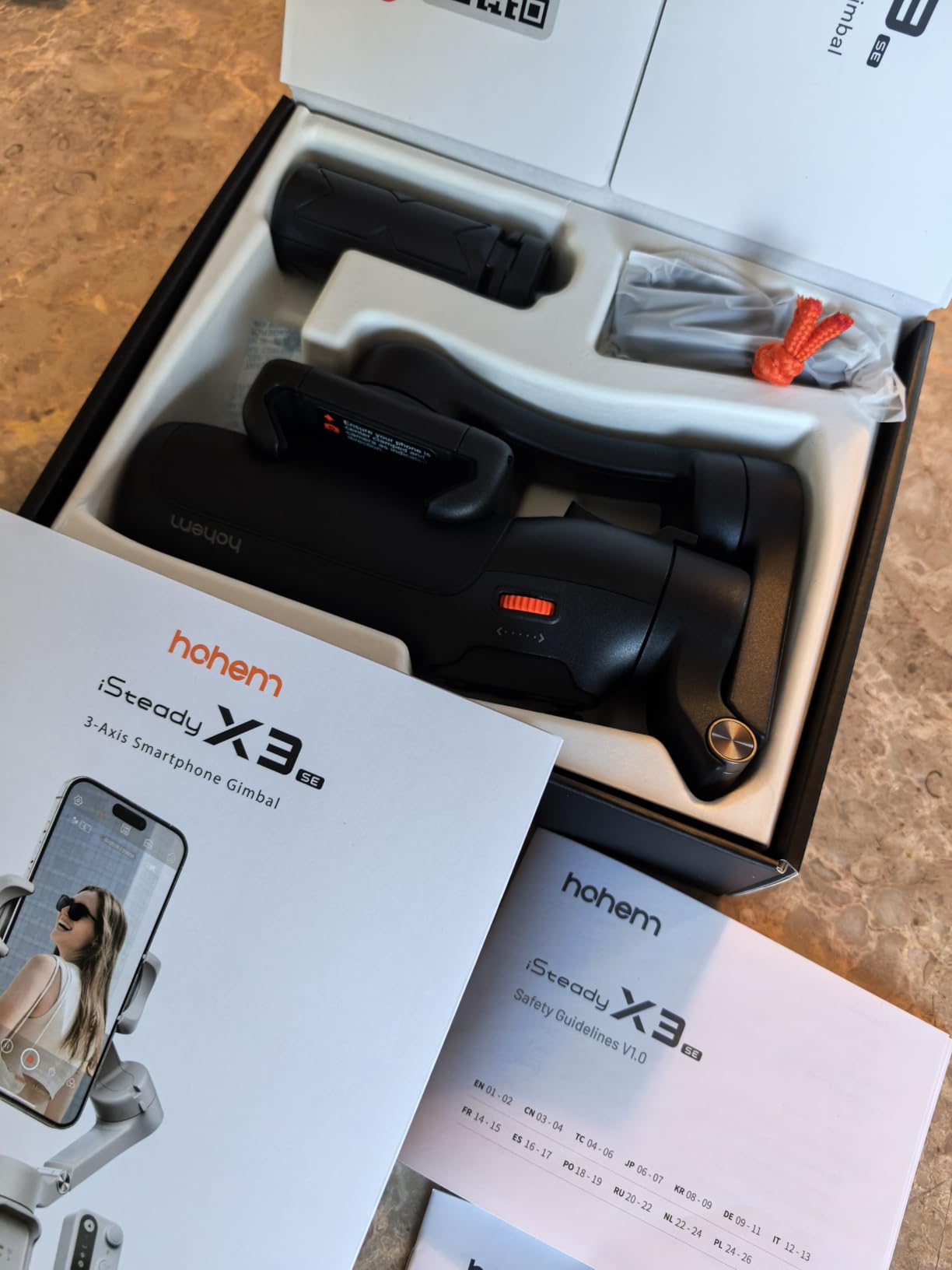 hohem iSteady X3 SE Gimbal Stabilizer for iPhone, Phone Stabilizer with Detachable Remote Control, Portable Foldable 3-Axis Phone Gimbal for Android & iPhone 16 15 Pro Max, Ideal for Travel Vlogging Customer Review hohem iSteady X3 SE Gimbal Stabilizer for iPhone, Phone Stabilizer with Detachable Remote Control, Portable Foldable 3-Axis Phone Gimbal for Android & iPhone 16 15 Pro Max, Ideal for Travel Vlogging - Customer Photo 1