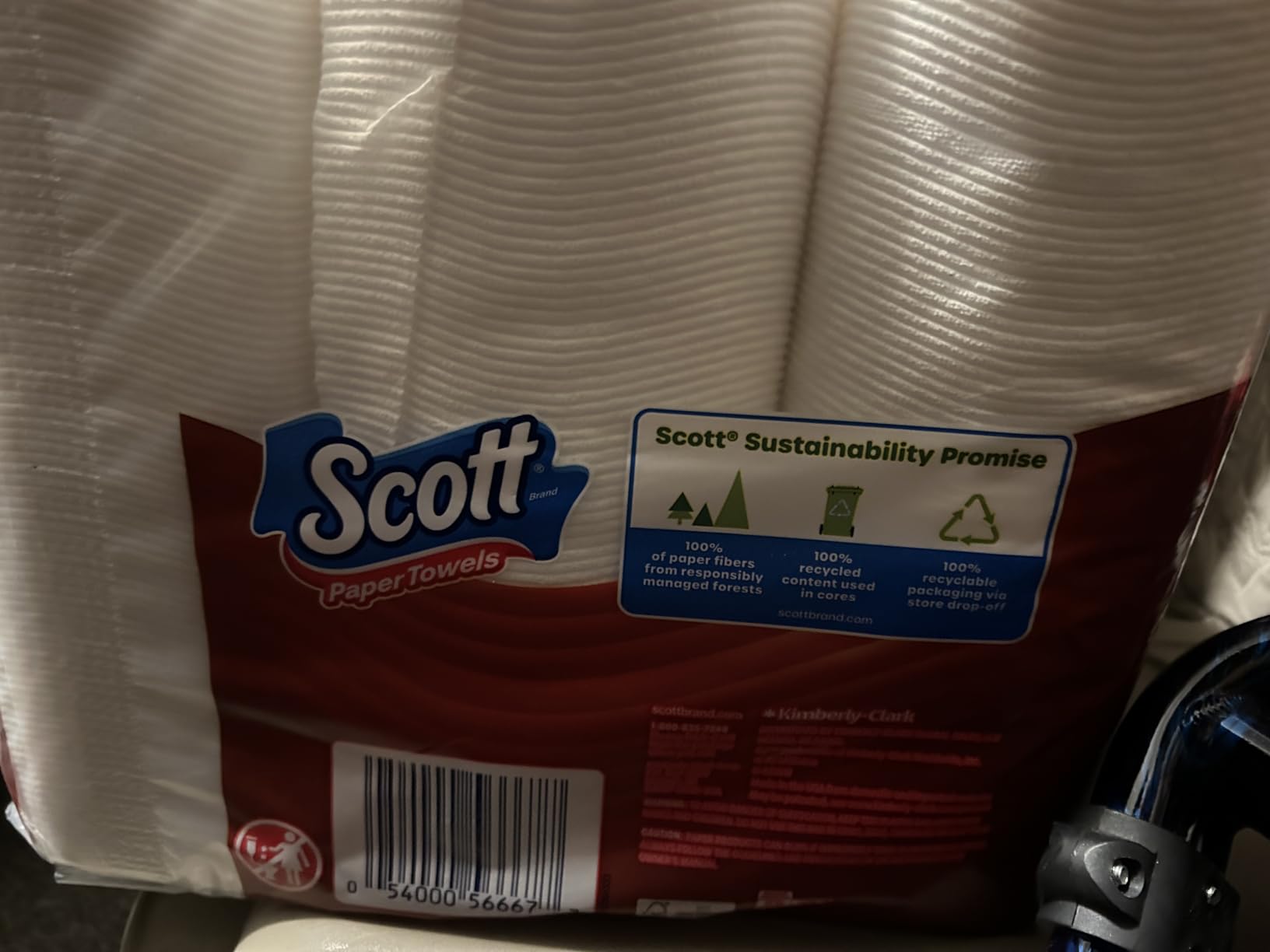 Scott Paper Towels, Choose-A-Sheet, 6 Double Rolls = 12 Regular Rolls (108 Sheets Per Roll) - Customer Photo 1