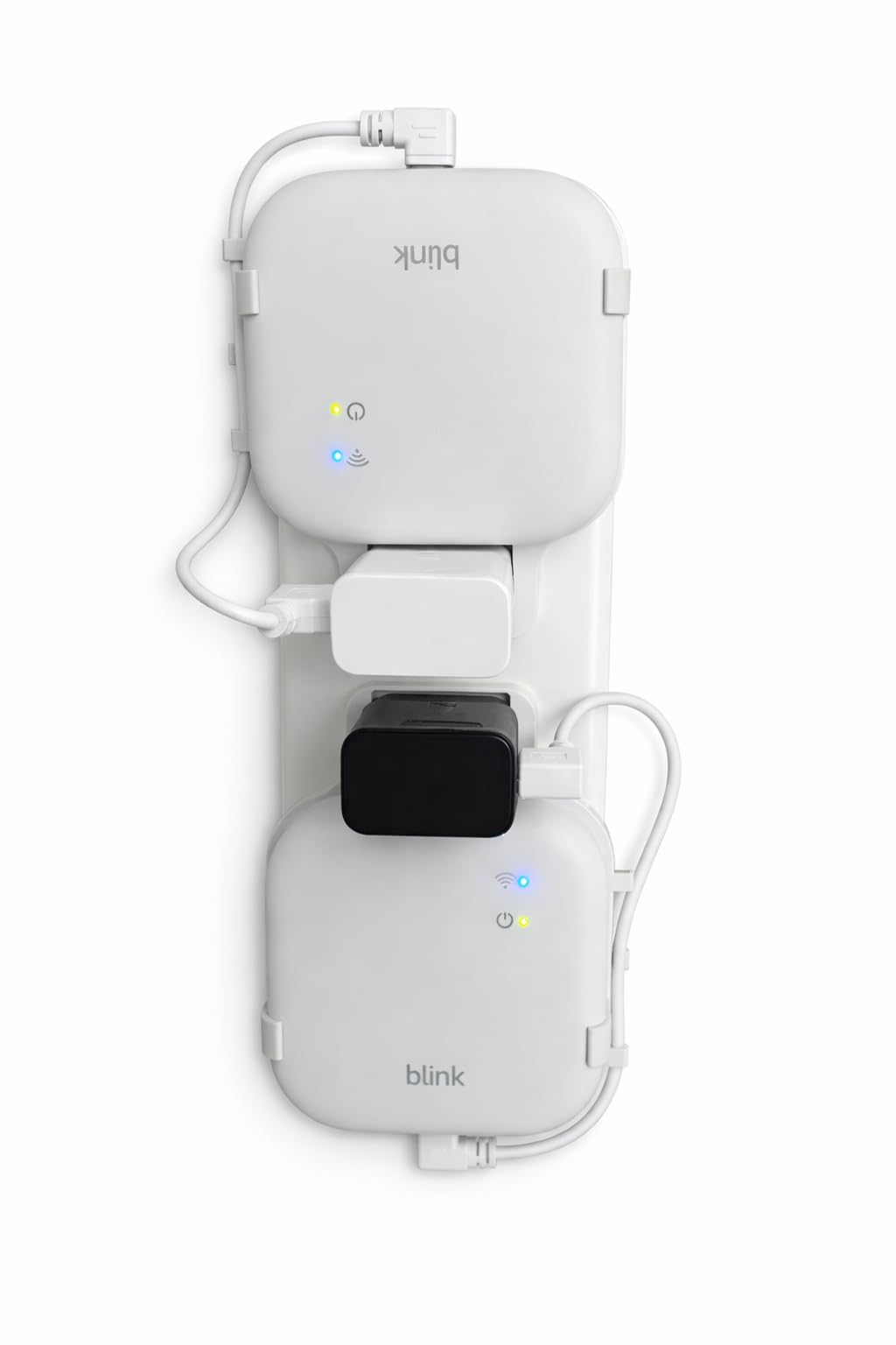 Blink Outdoor 4 - Wireless smart security camera, two-year battery life, 1080p HD day and infrared night live view, two-way talk. Sync Module Core included - 2 camera system customer photo 1