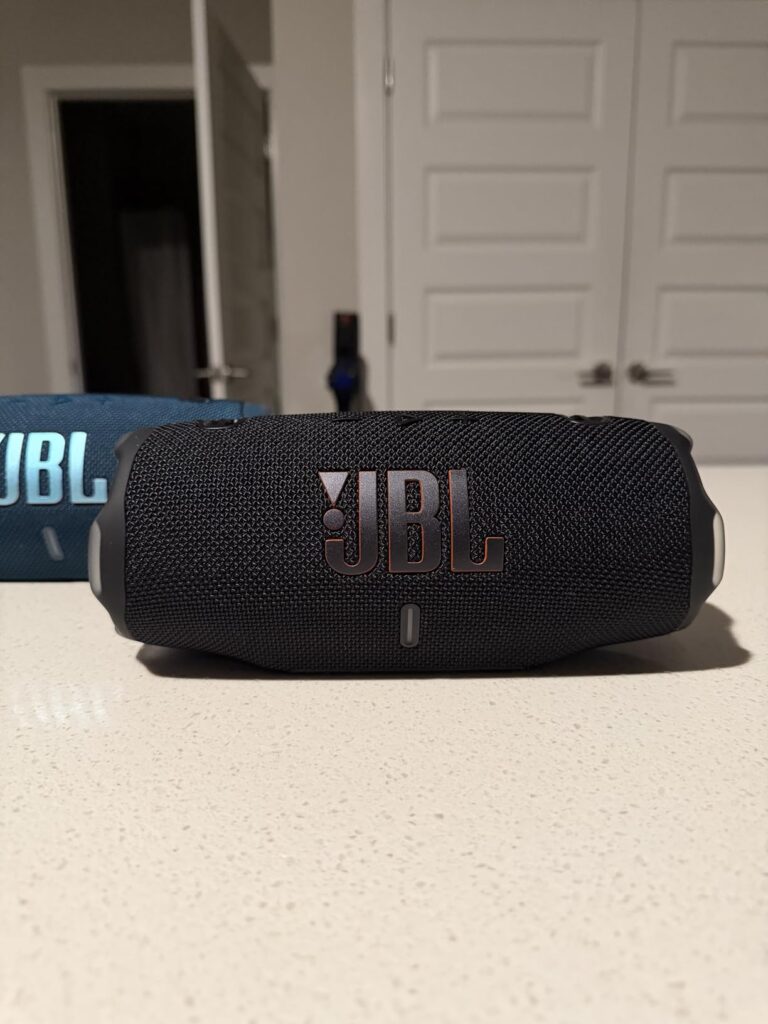 JBL Charge 6 - Portable Waterproof & Drop-Proof Bluetooth Speaker, Bold JBL Pro Sound with AI Sound Boost, 28Hrs of Playtime, Built-in powerbank & Comes with a Sturdy/Removable Carrying Strap (Black) Customer Review Best Bluetooth Speaker