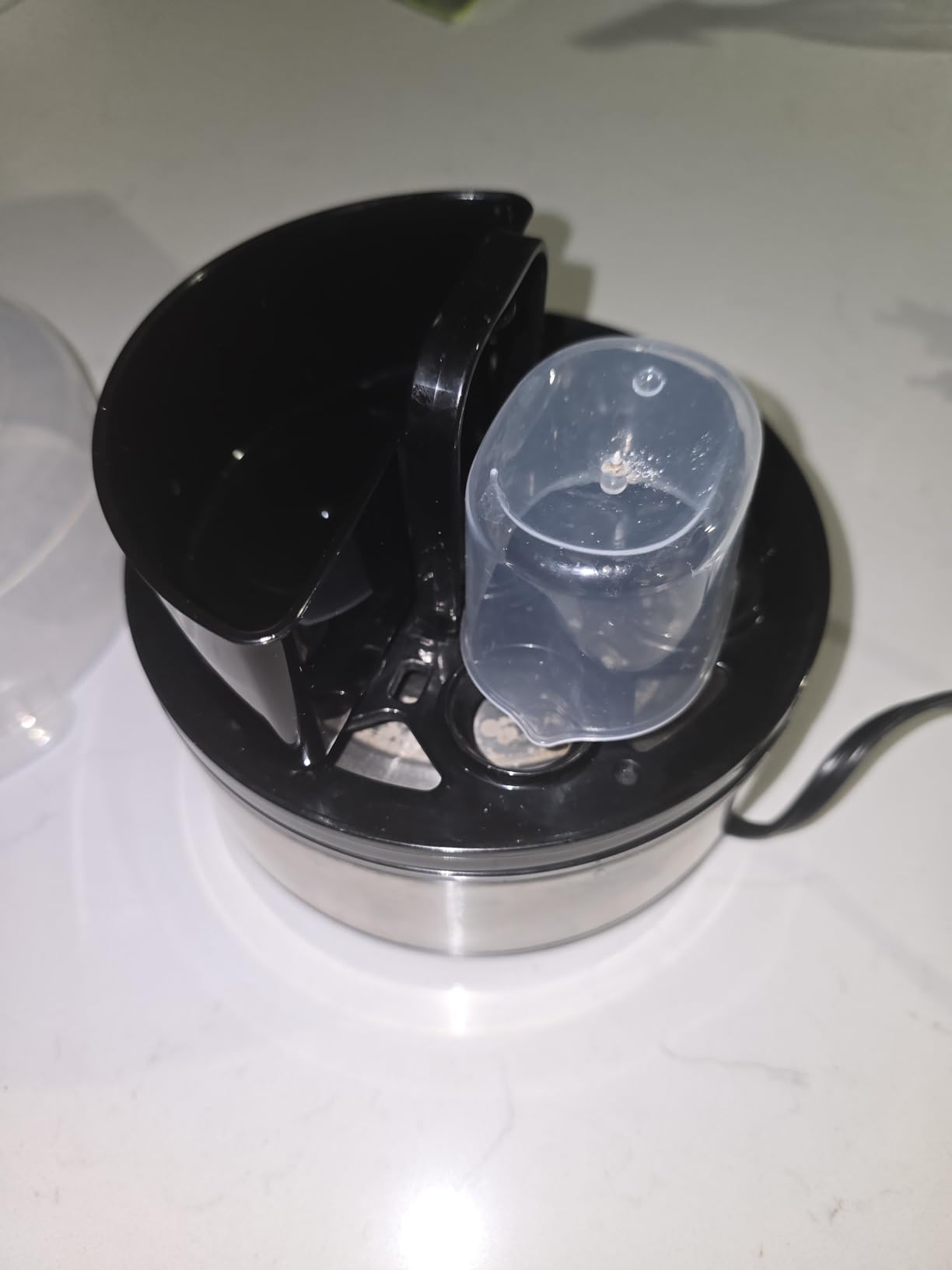 Amazon Basics Electric Egg Cooker for Hard-Boiled Eggs, 7-Egg Capacity, BPA Free, Black - Customer Photo 2