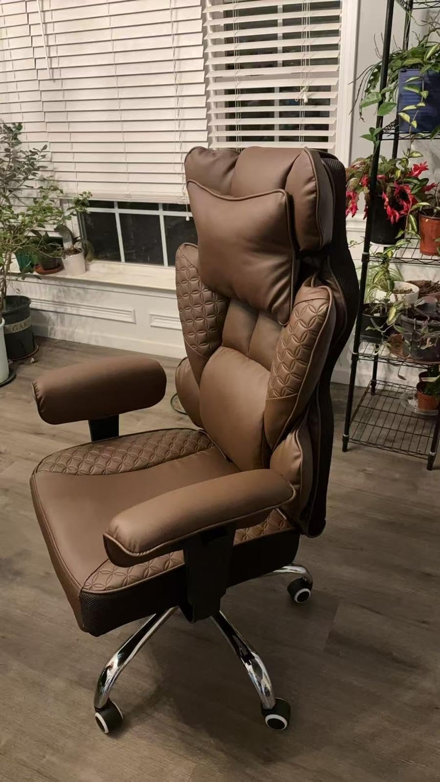 GTPLAYER Big and Tall Gaming Chair 400lbs Heavy Duty Office Chair with Foot Rest & Ergonomic Pocket Spring Lumbar Support, High Back 3D Saddle Shaped Cushion for Back Pain Relief, Matte-Black customer photo 1
