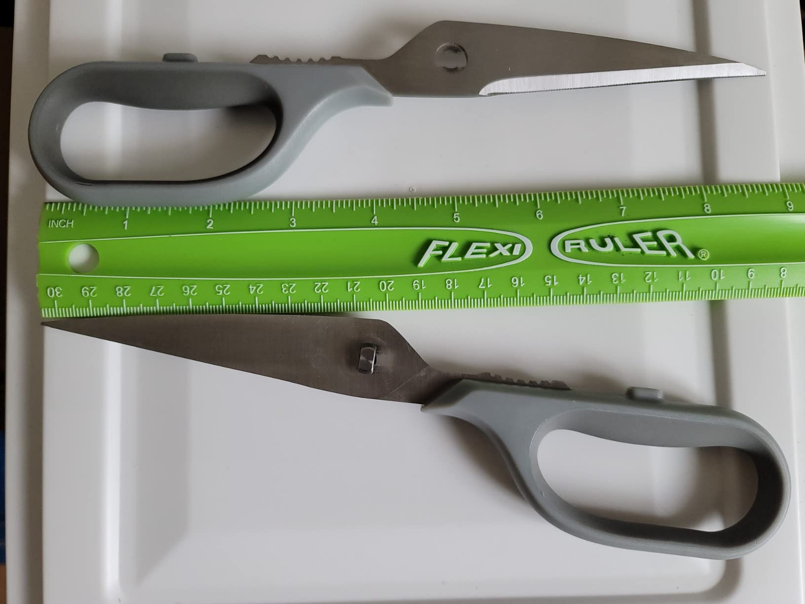 Misen Heavy Duty Kitchen Shears - Comfortable Ambidextrous Scissors for Meat, Poultry, Herbs & More - Easy to Clean - German Stainless Steel Customer Review Misen Heavy Duty Kitchen Shears - Comfortable Ambidextrous Scissors for Meat, Poultry, Herbs & More - Easy to Clean - German Stainless Steel - Customer Photo 2