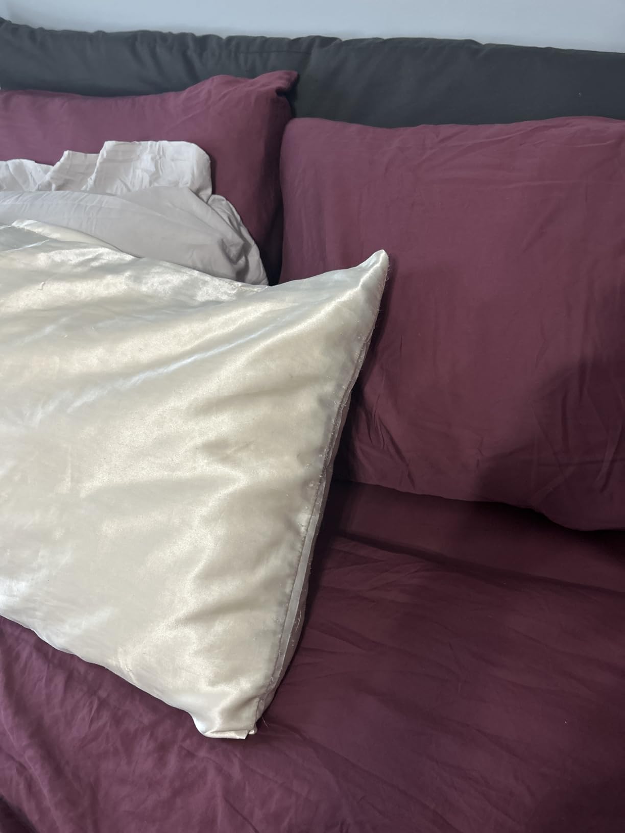 CASILVA Eucalyptus Sheets - Infused with Silver for Anti-Odor, Softer Than Silk Fibers, More Cooling Than Cotton - Perfect for Hot Sleepers & Sensitive Skin - 100% Tencel Lyocell - Queen Sheet Set - Customer Photo 1